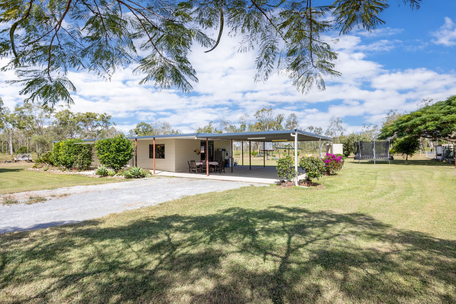 109 Skydiver Road, Woodstock, QLD 4816