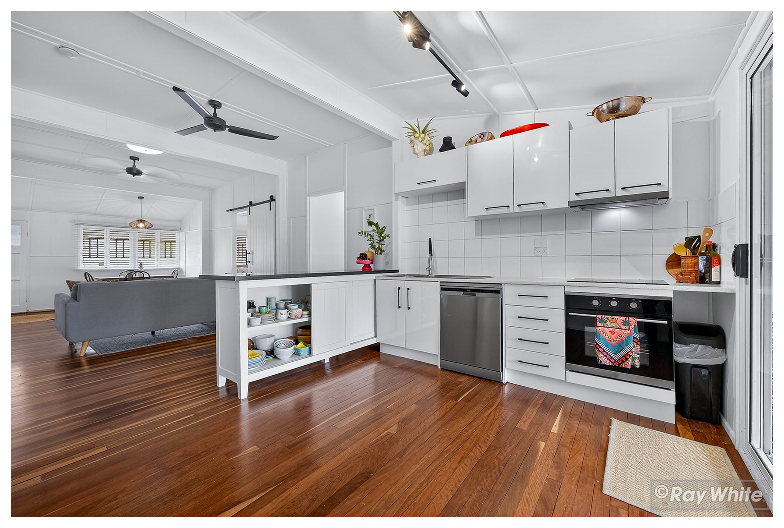 101 Curran Street, Koongal, QLD 4701