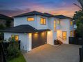 FREESTANDING LARGE EXECUTIVE HOME - Te Atatu Peninsula