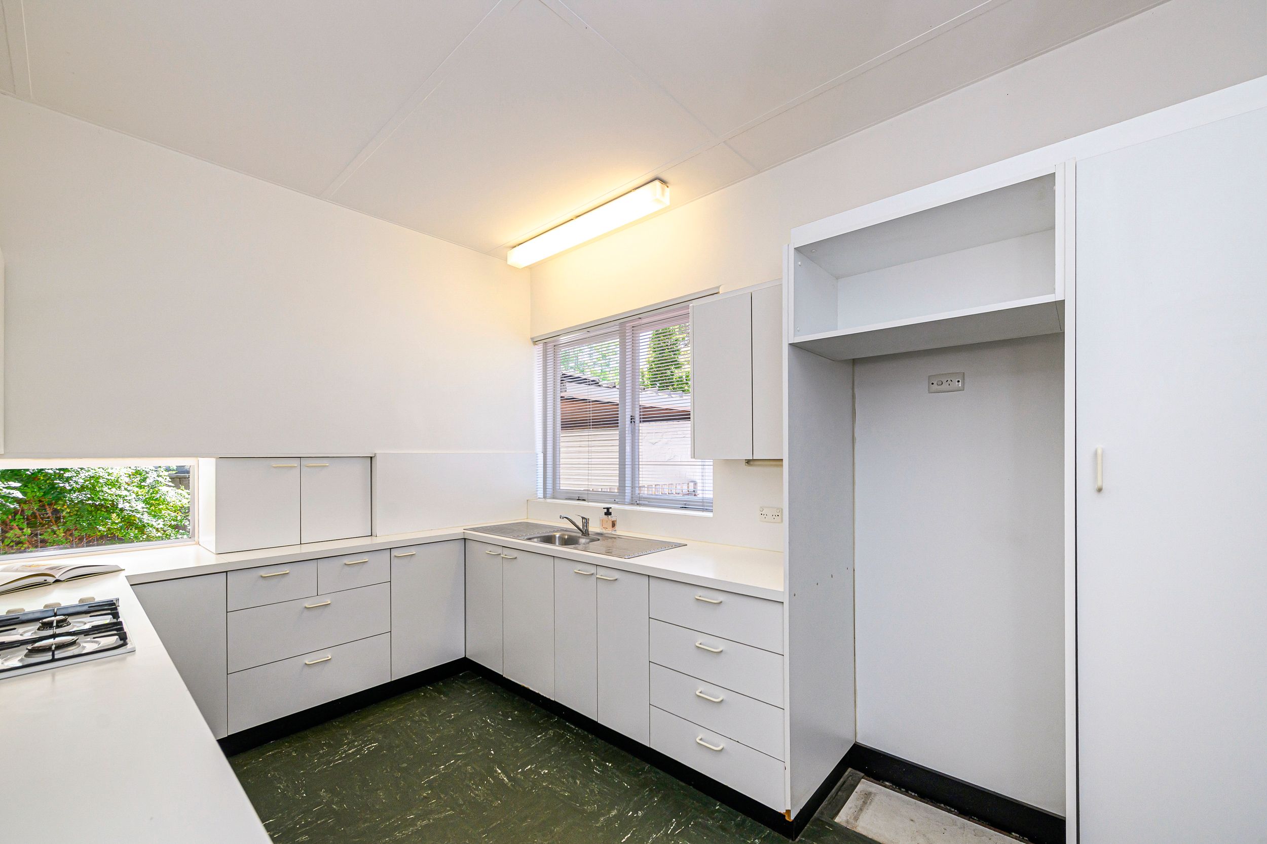 50 Viewway — photo 14 of 24