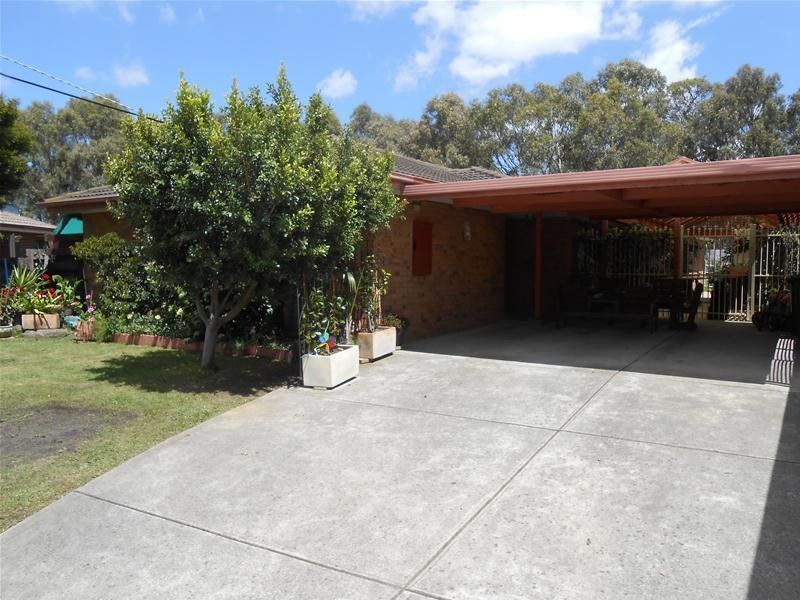 33 Epsom Avenue, Epping, VIC 3076