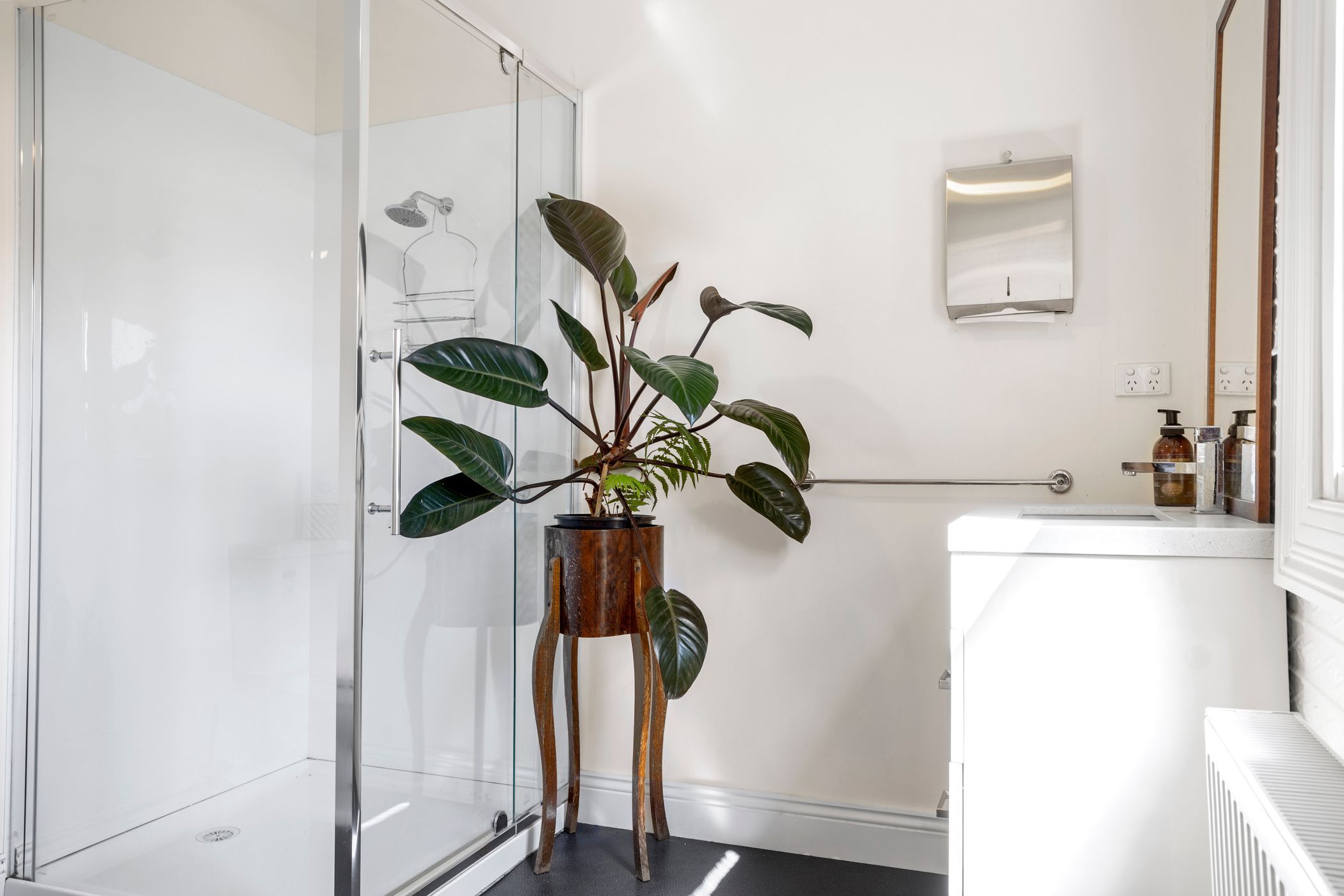59 Mollison Street — photo 11 of 14