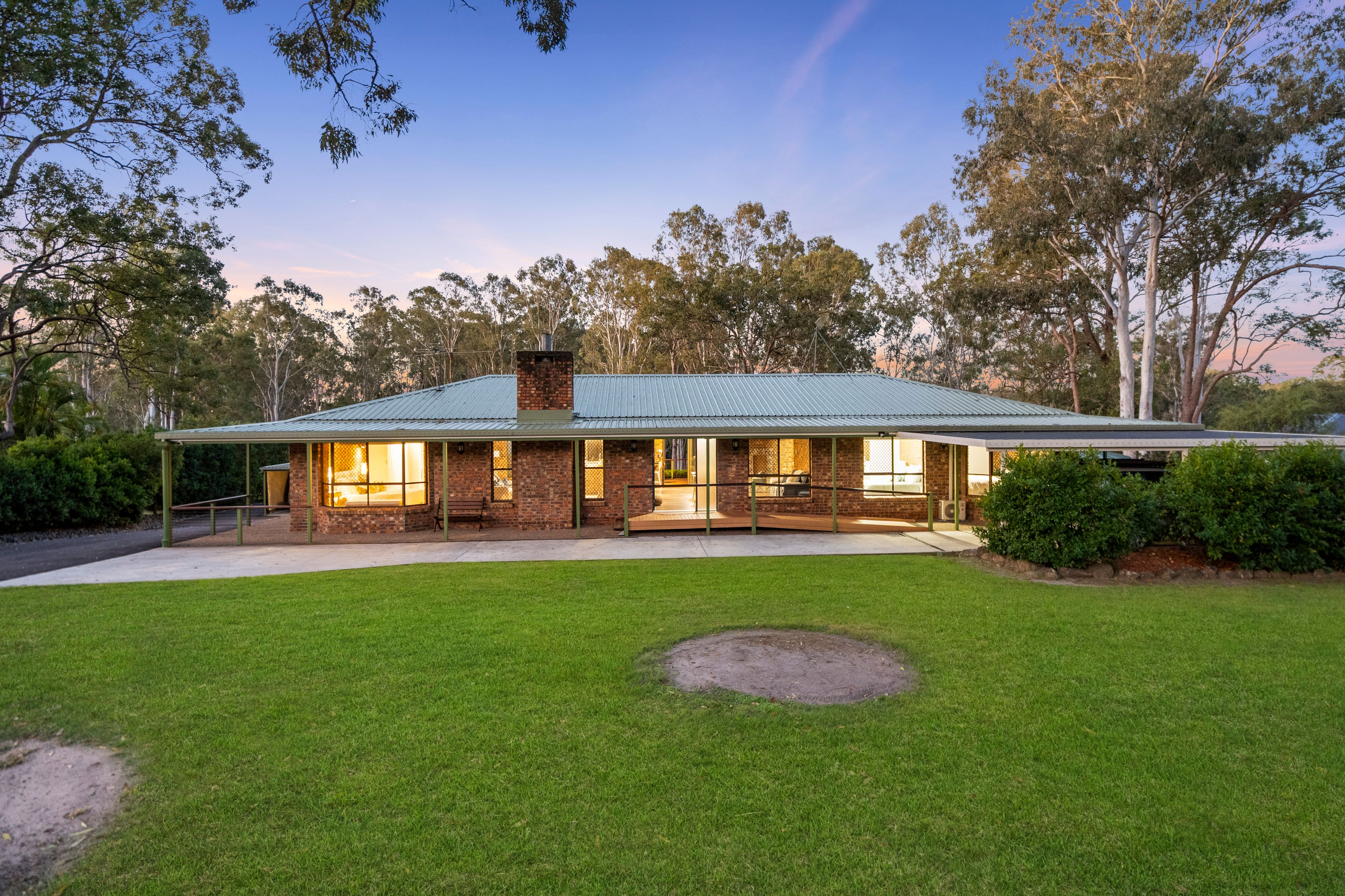 4 Mcpherson Road, Chambers Flat, QLD 4133