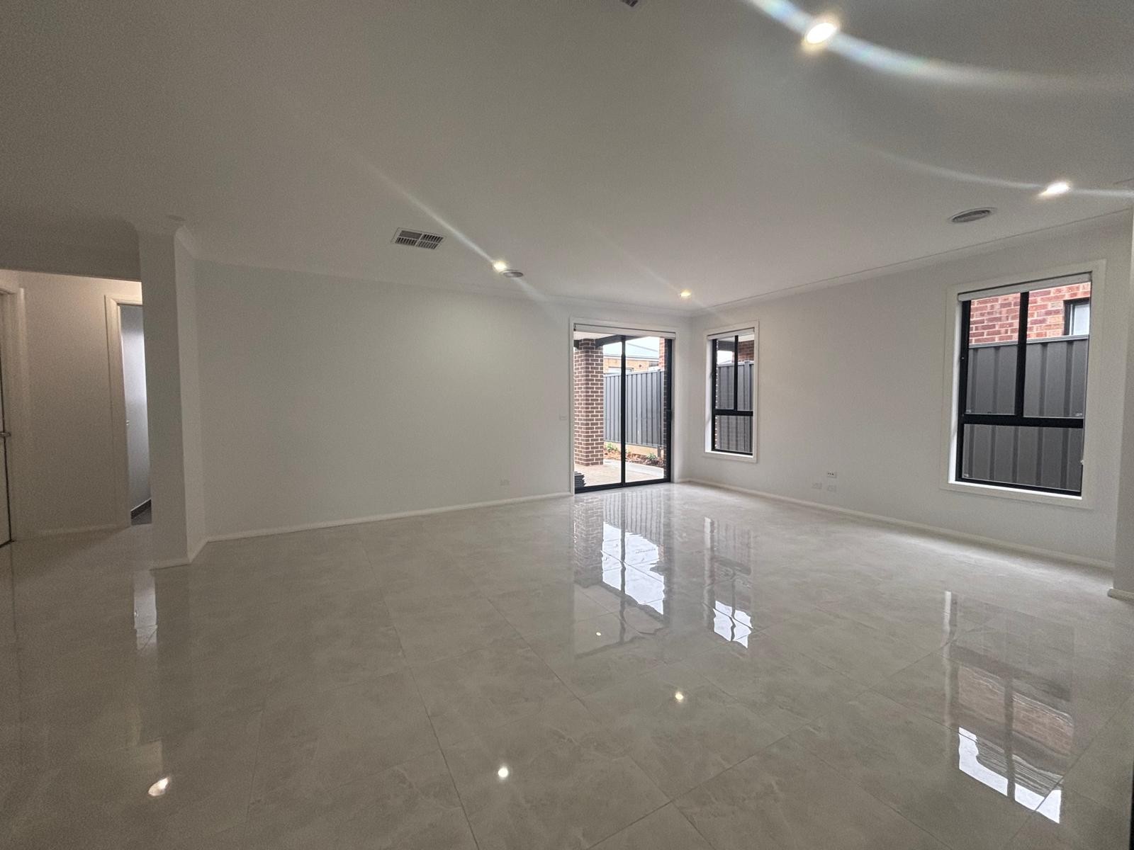 32 Anisata Way, MANOR LAKES, VIC 3024