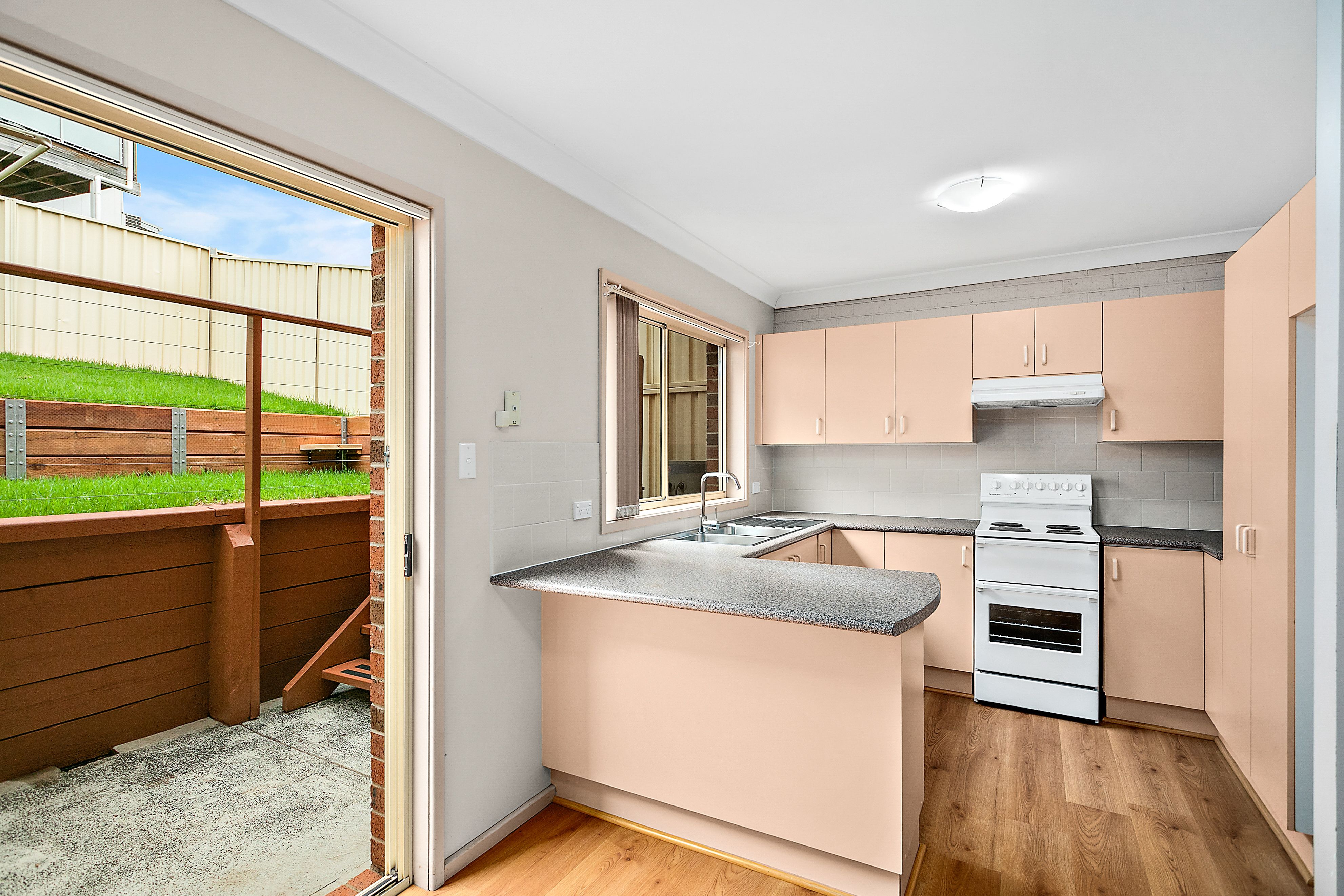 5/4-6 Tilba Close, Flinders, NSW 2529