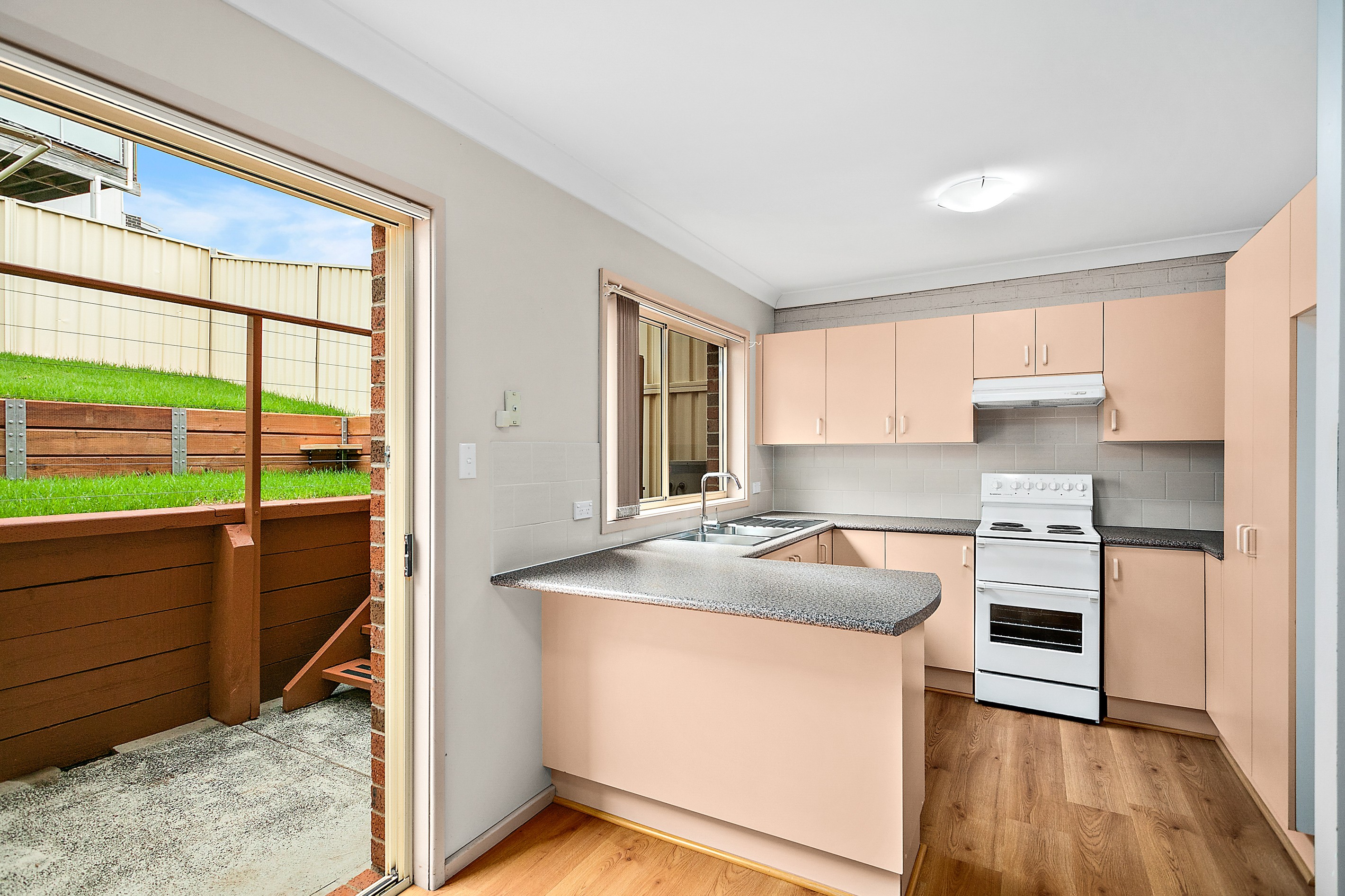 5/4-6 Tilba Close, Flinders, NSW 2529