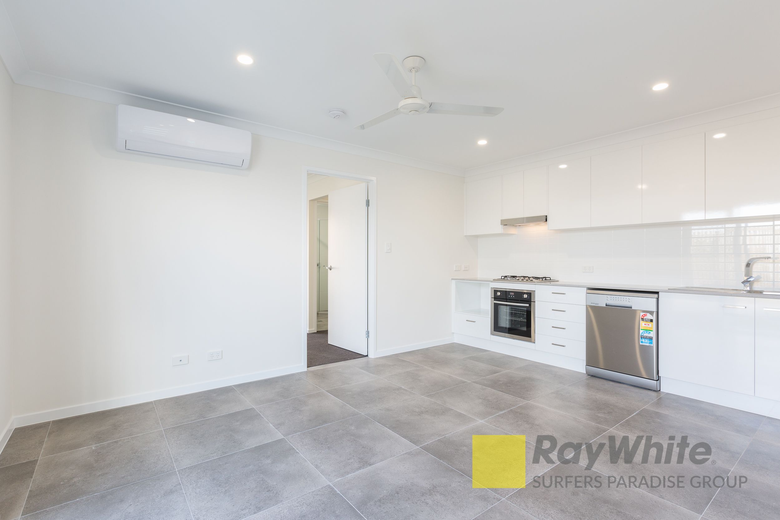 2/119 The Heights Boulevard, Pimpama, QLD 4209