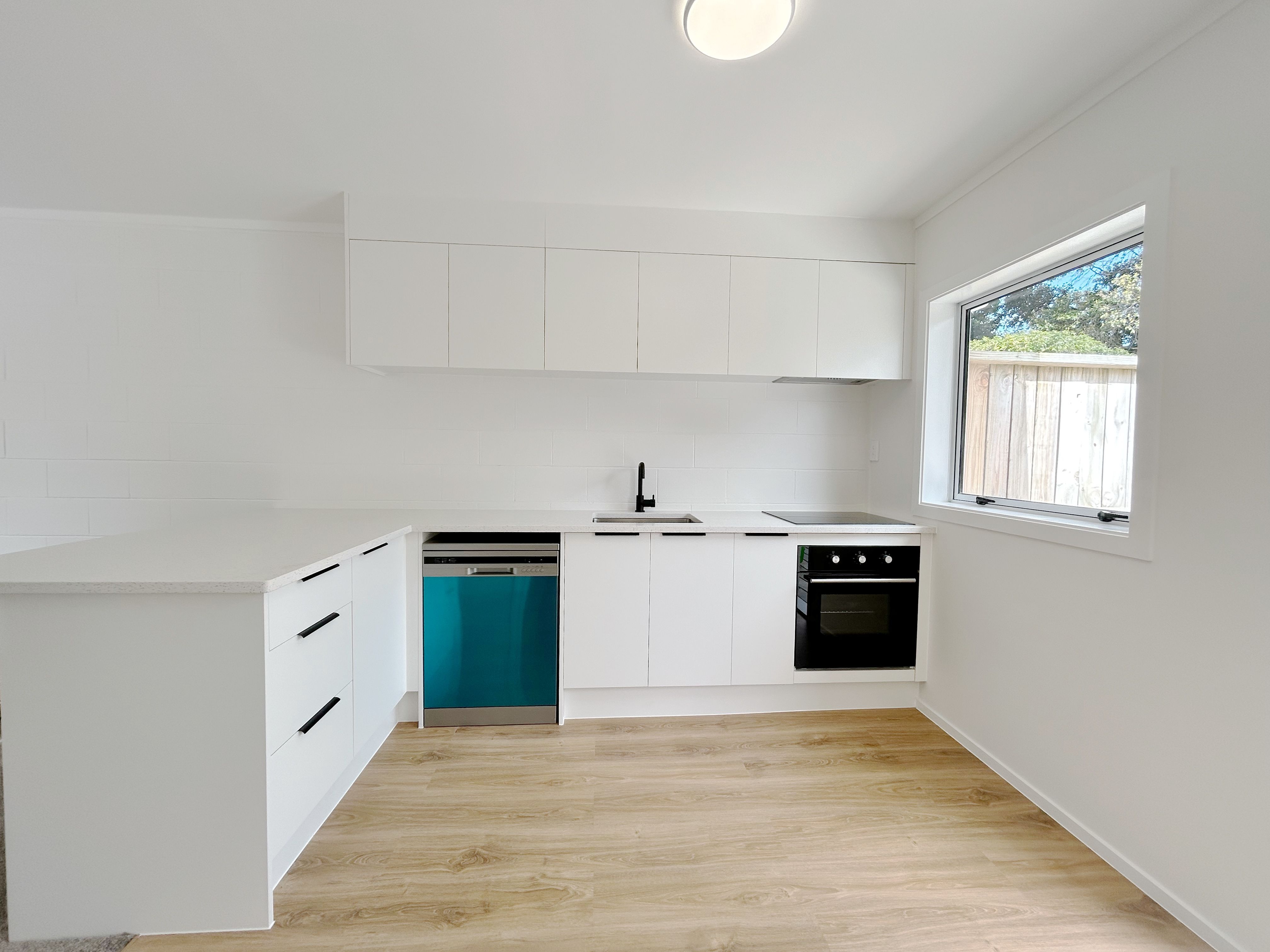 4/16 Viewland Avenue, Onehunga, Auckland City