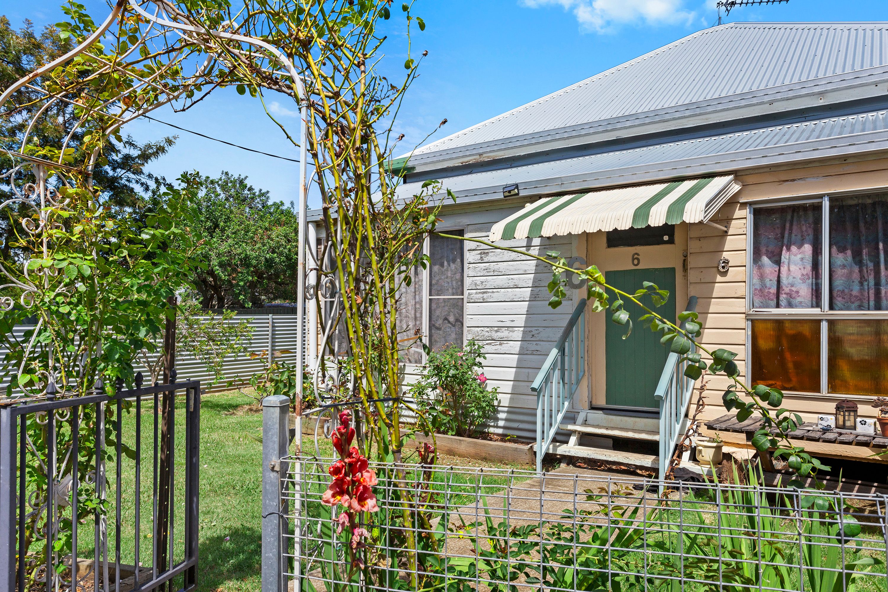 6 York Street, Oakey, QLD 4401 Sold House Ray White Rural Oakey