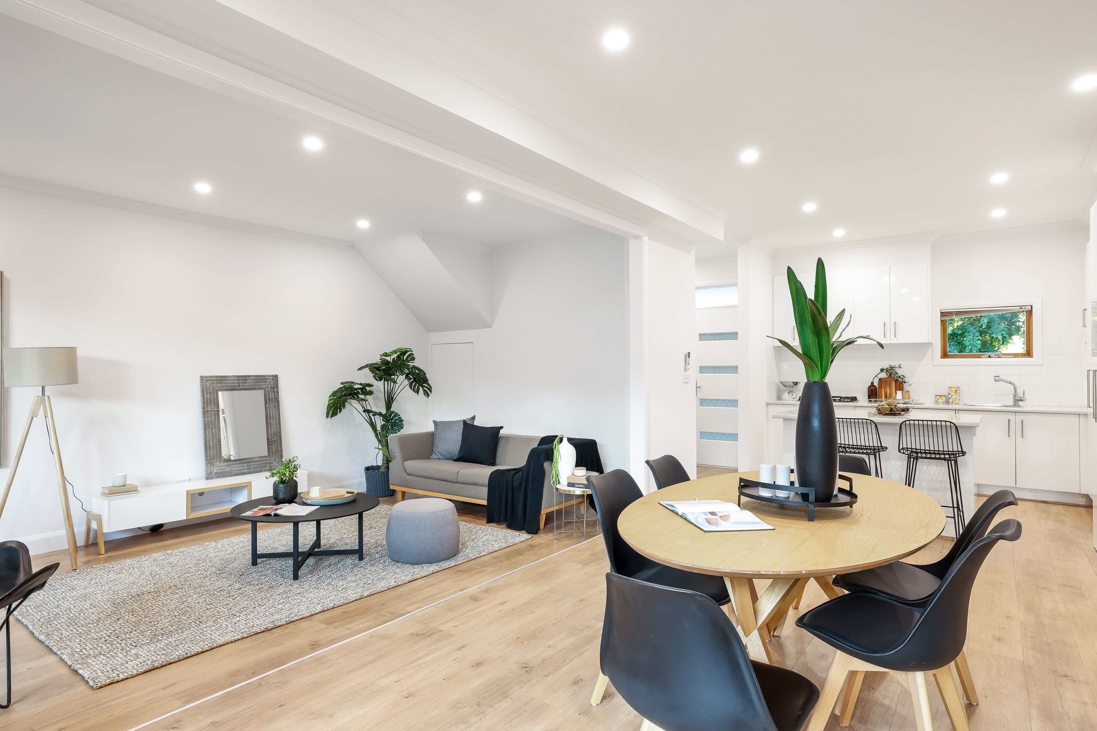 1-5 Heversham Grove, Greenvale VIC 3059