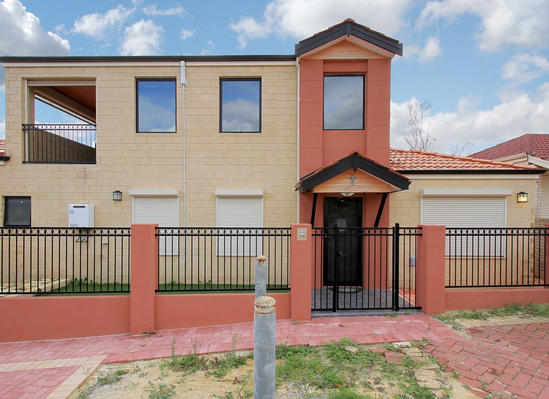3/8 Palmer Place, Embleton, WA 6062