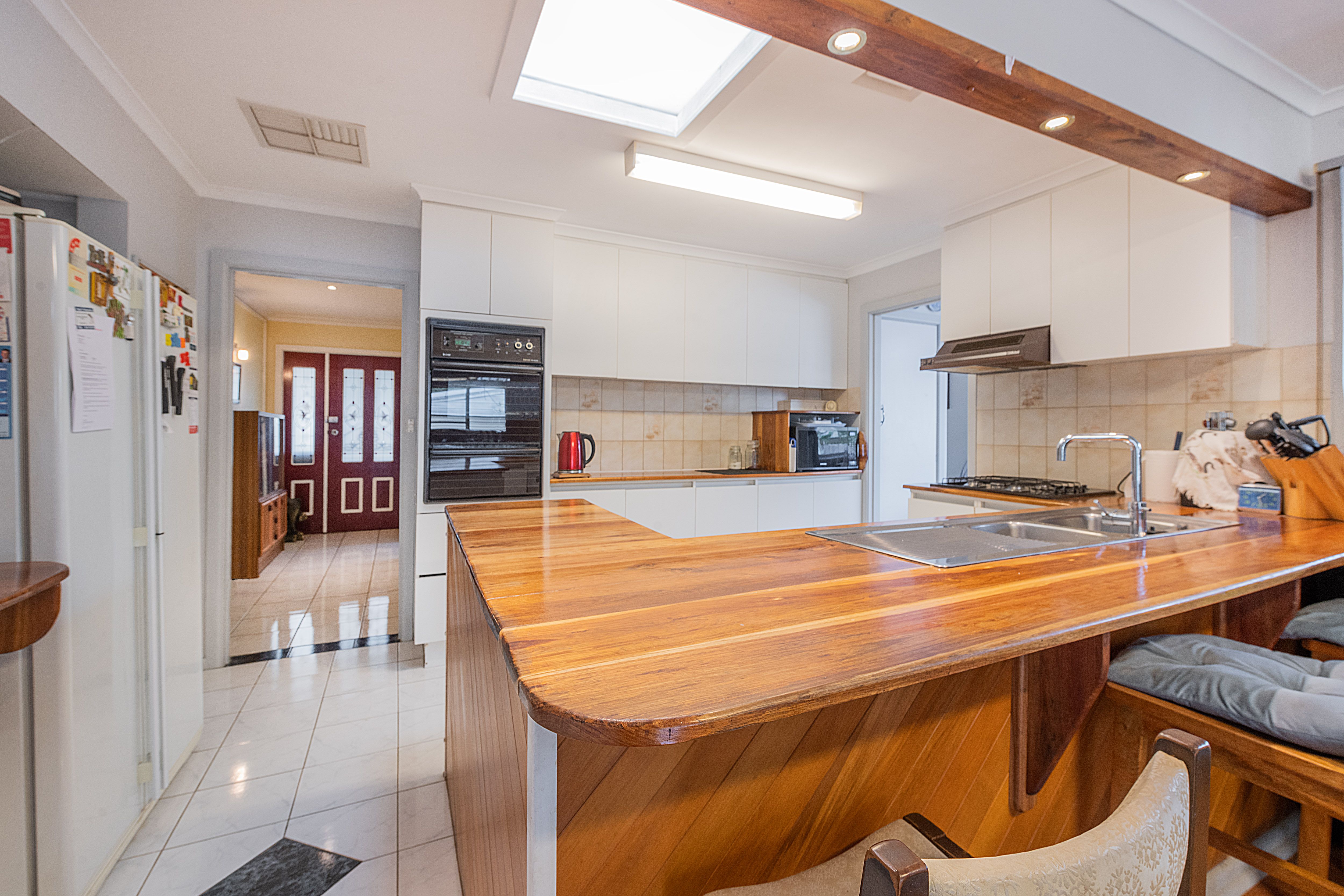 99 Orange Grove, Bayswater, VIC 3153