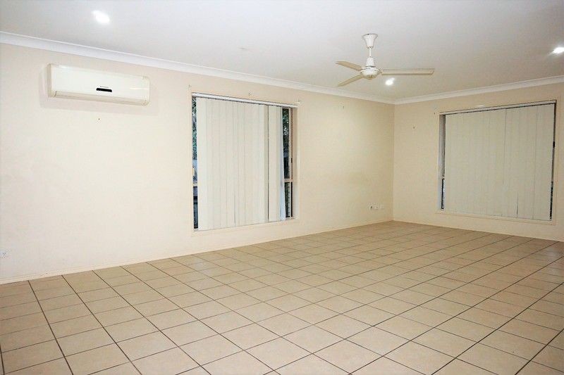 22 Evergreen Avenue, Loganlea, QLD 4131