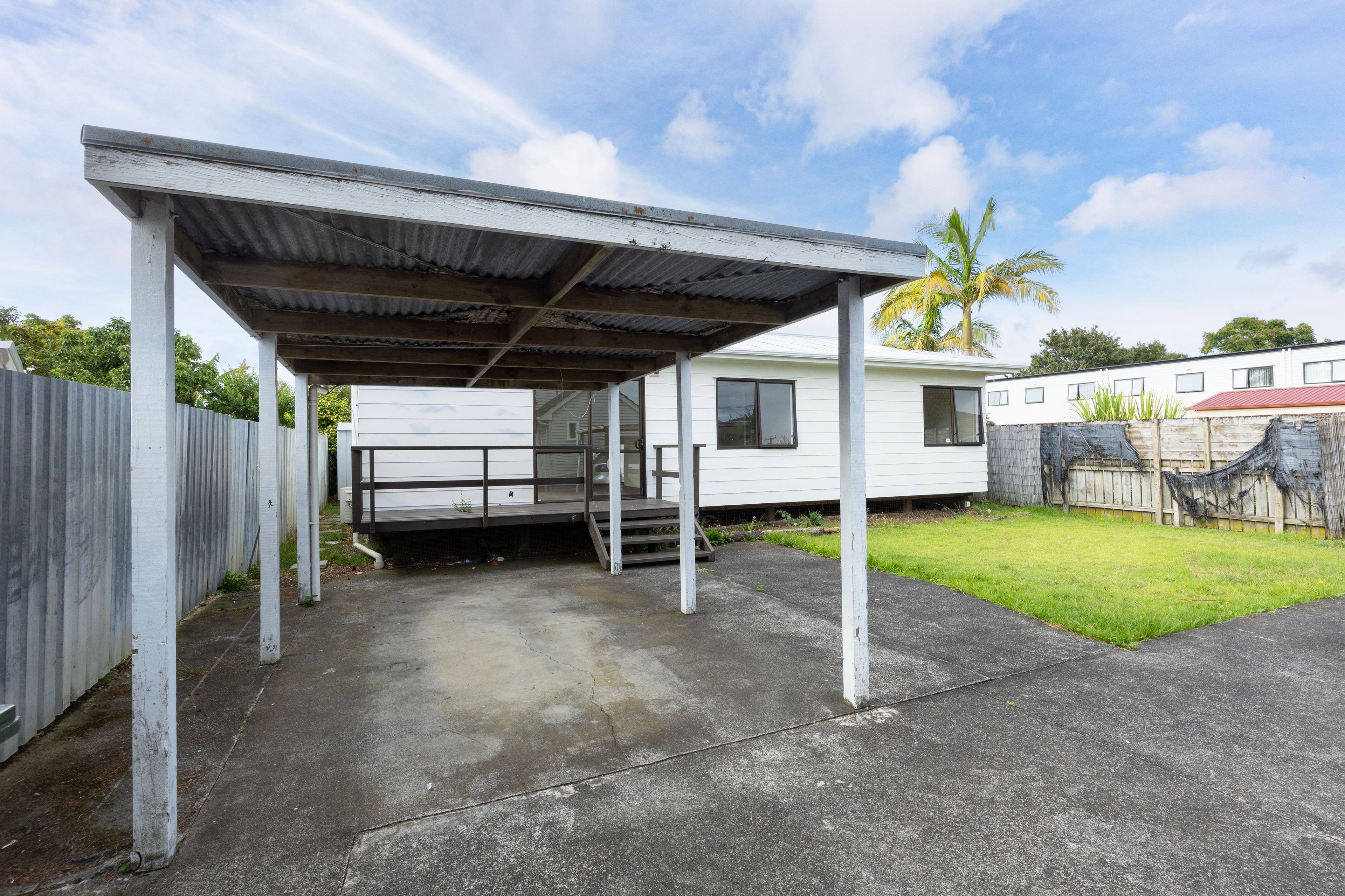 2/9 Cornwall Road, Mangere, Manukau City