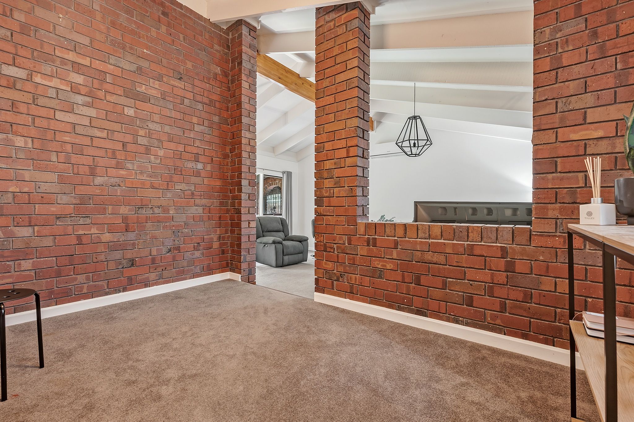 2 Birkdale Close — photo 7 of 24
