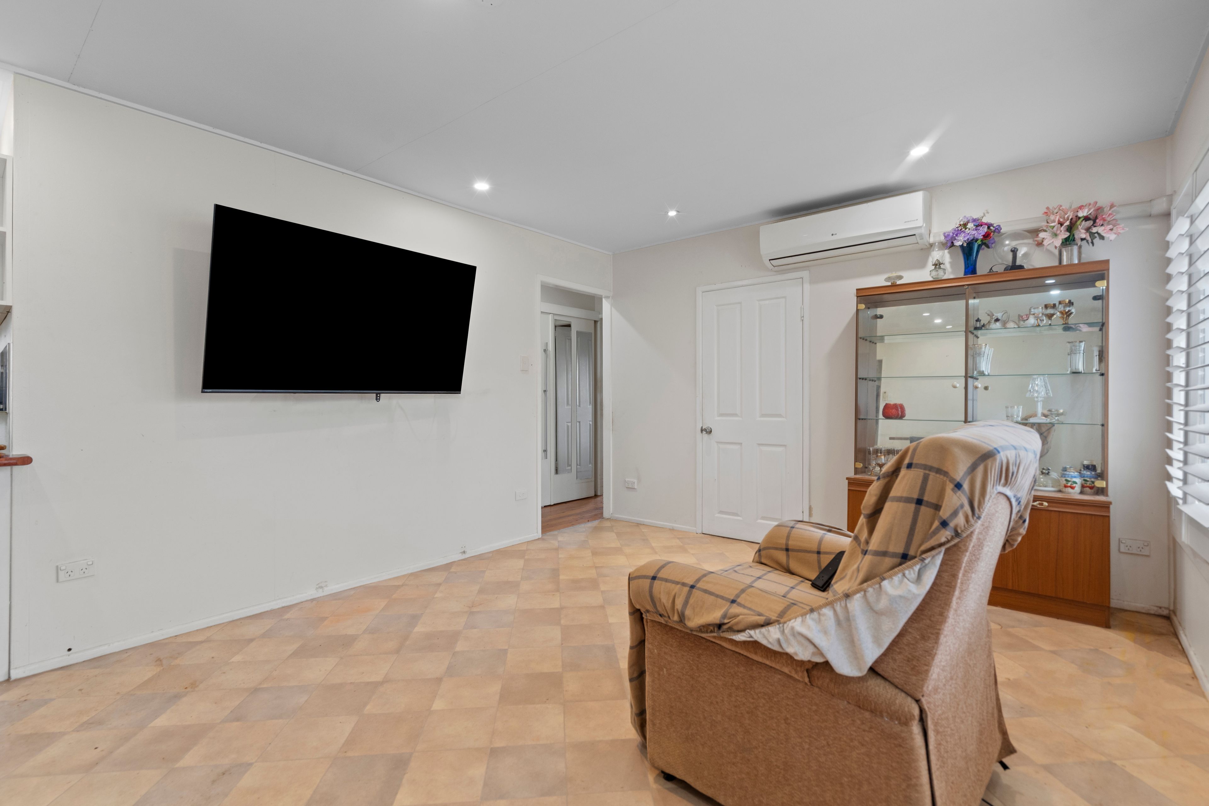 17 Cavell Avenue, Beaudesert, QLD 4285