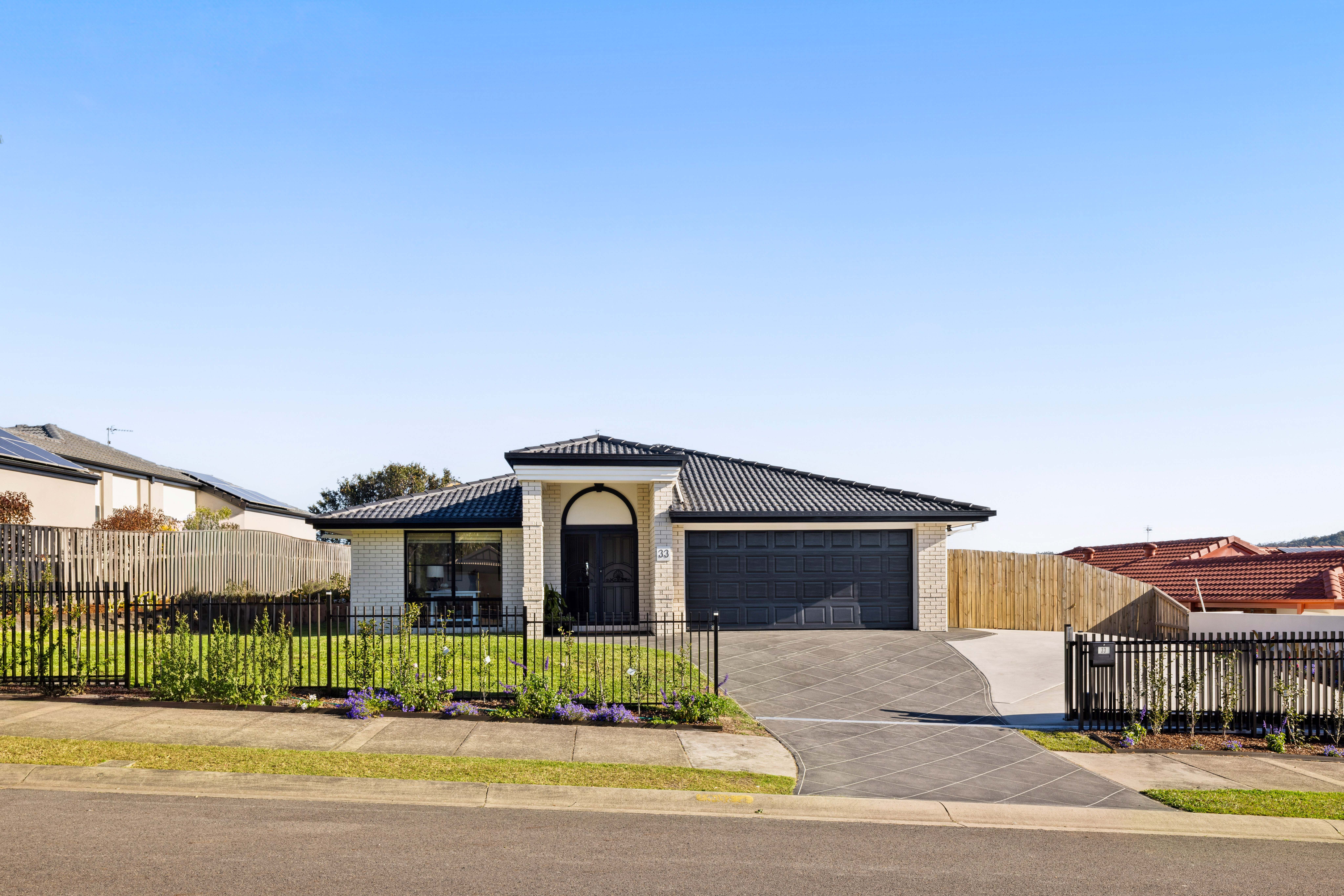 33 Palmerston Drive, Oxenford, QLD 4210
