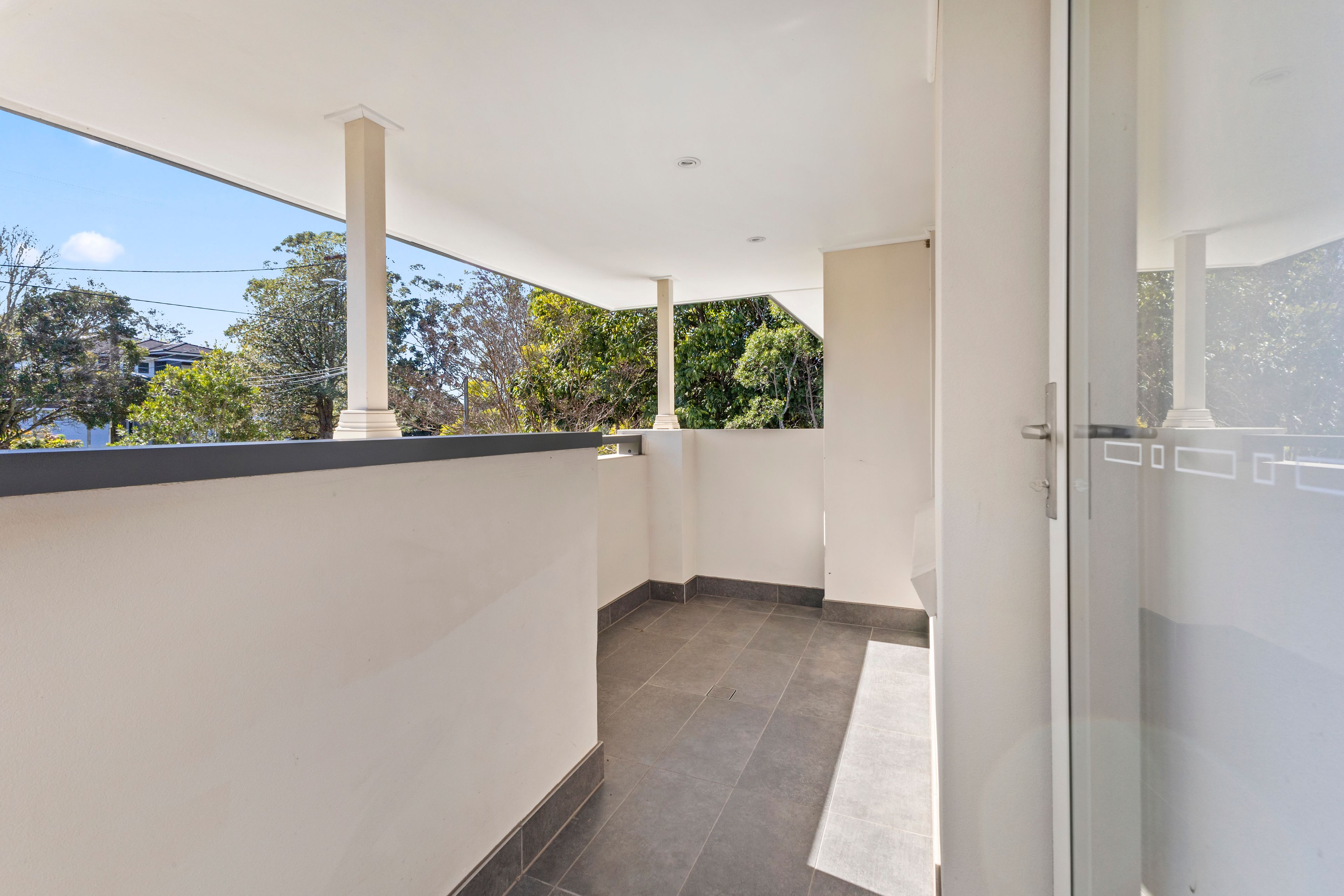 33 Murdoch Street — photo 13 of 18