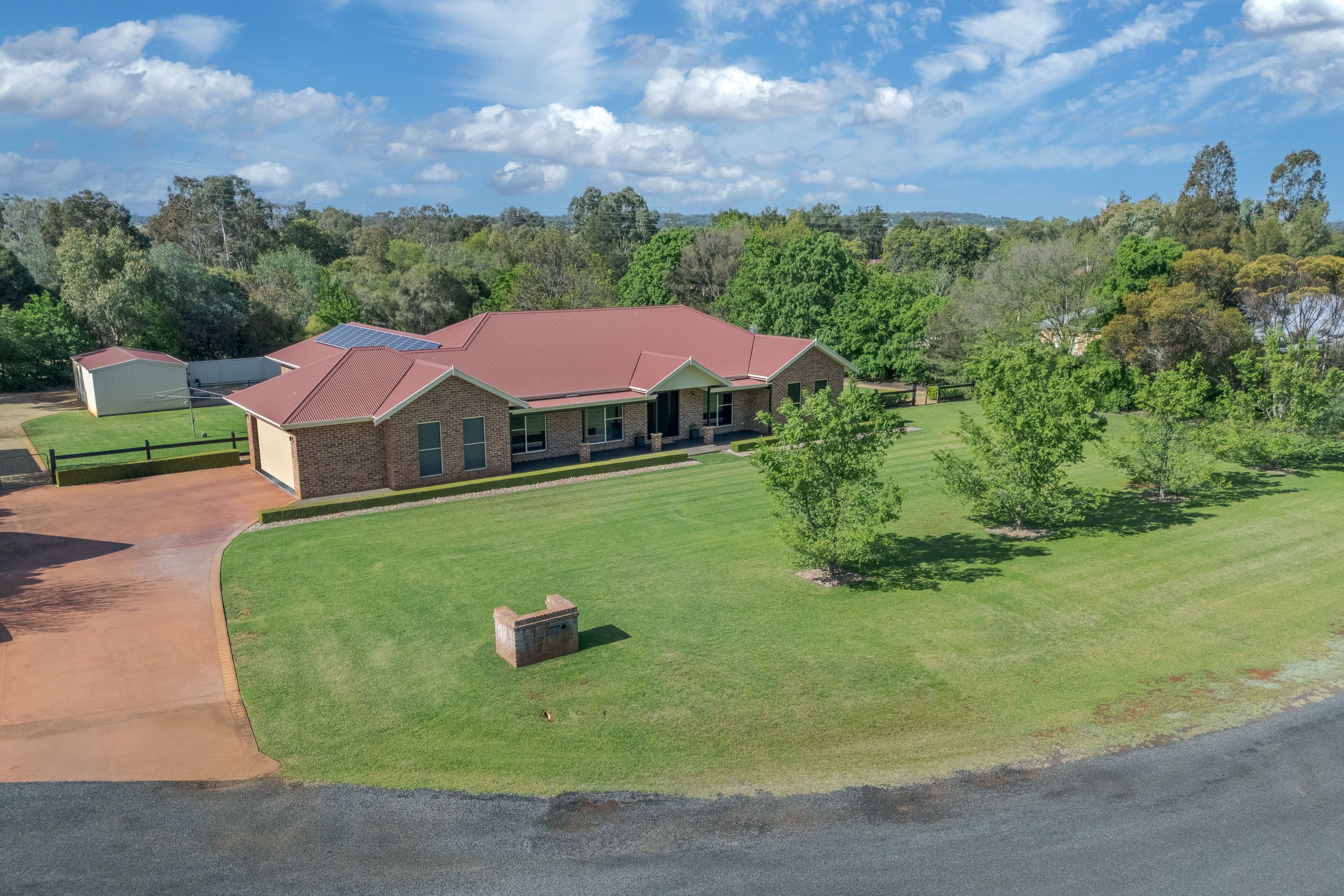 11 Chanara Crescent — photo from Ray White Rural Dubbo
