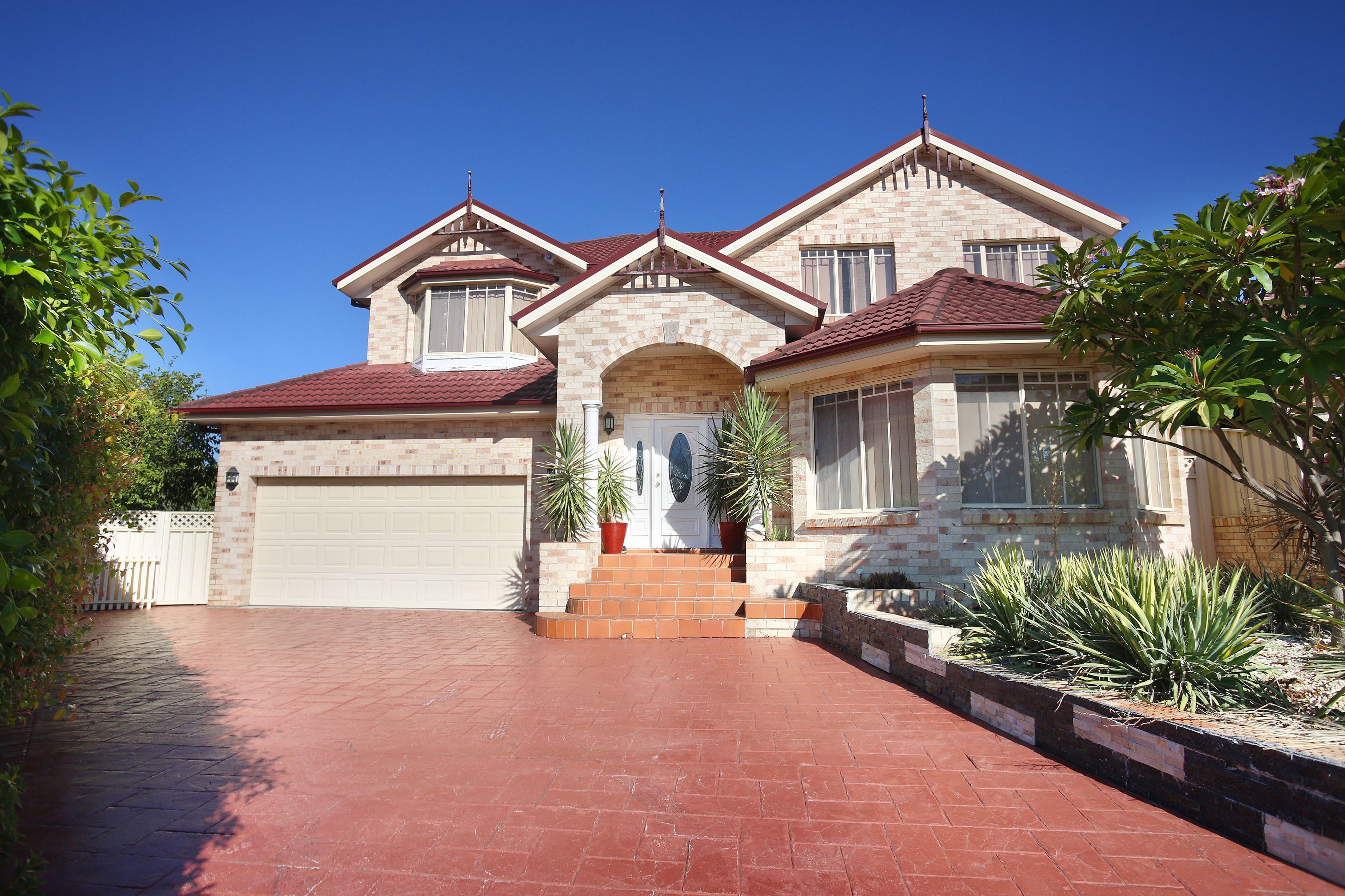 8 Philippa Close
