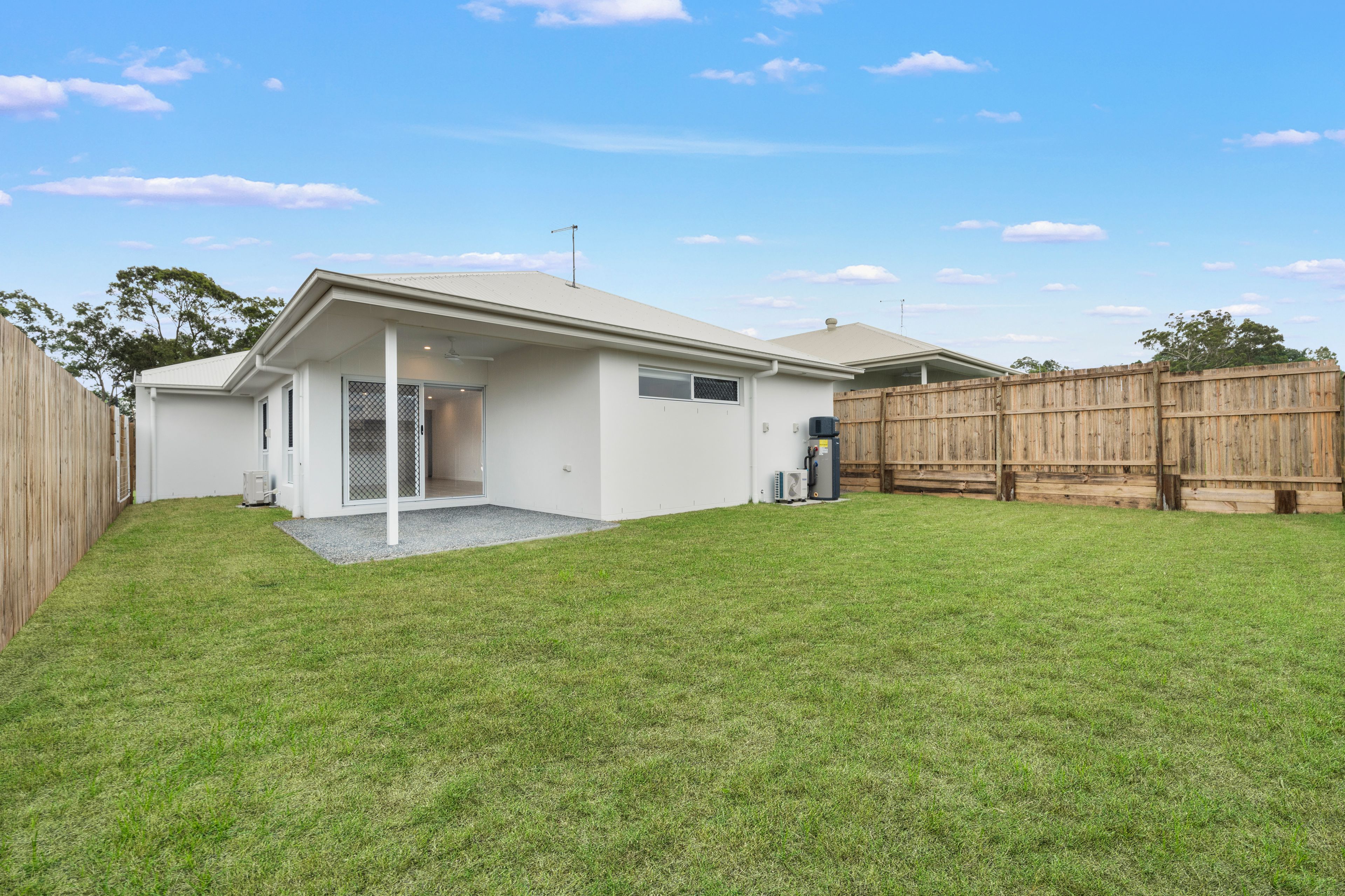 166 Fraser Drive — photo 10 of 16