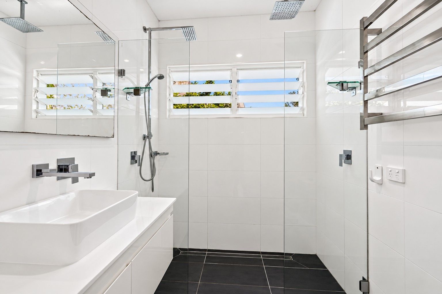 28 Owen Park Road — photo 7 of 11