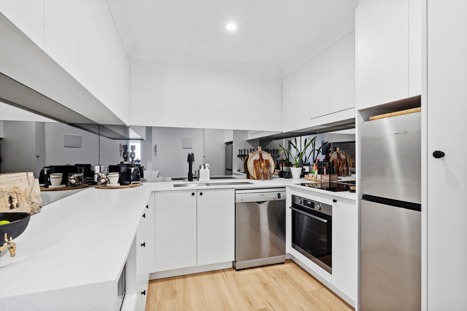 23/89-91 Bayview Street, Runaway Bay, QLD 4216