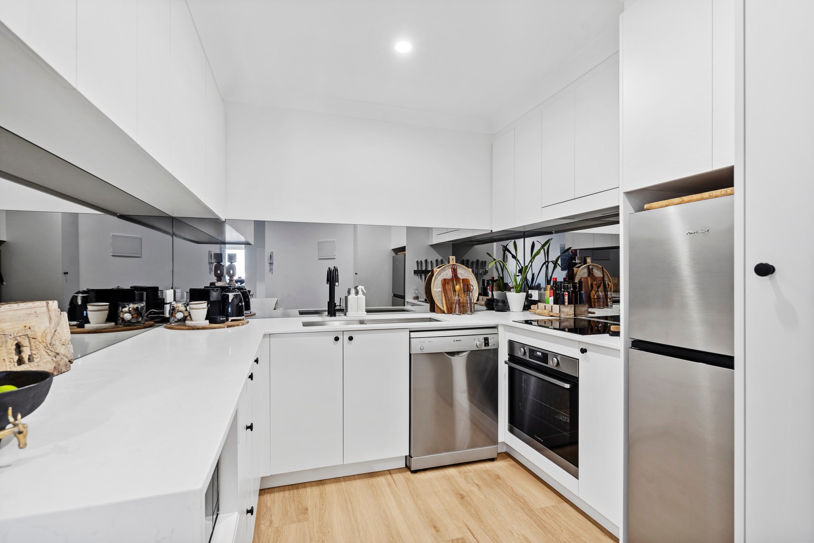 23/89-91 Bayview Street, Runaway Bay, QLD 4216