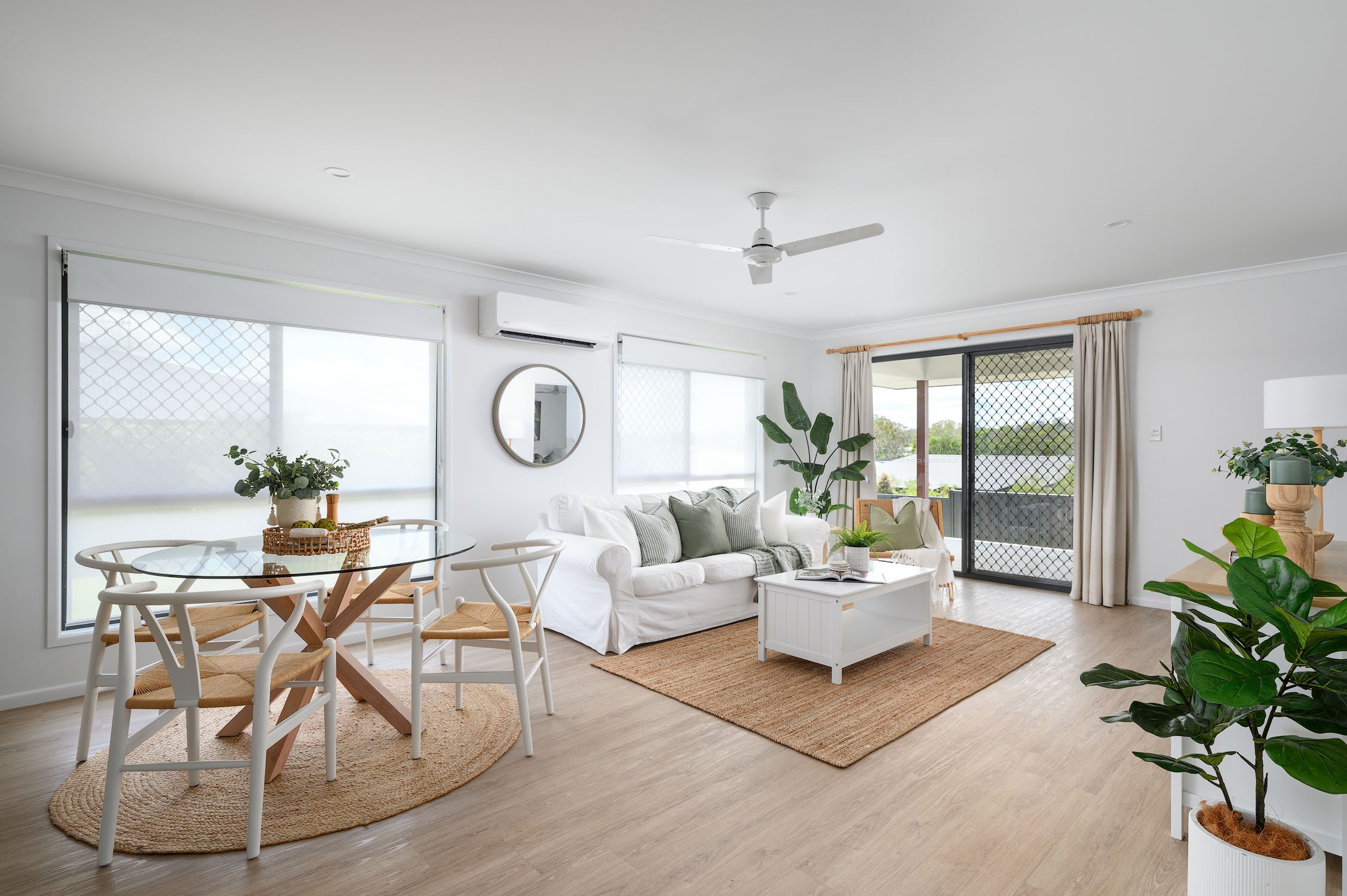 11 Excalibur Crescent, Southside, QLD 4570