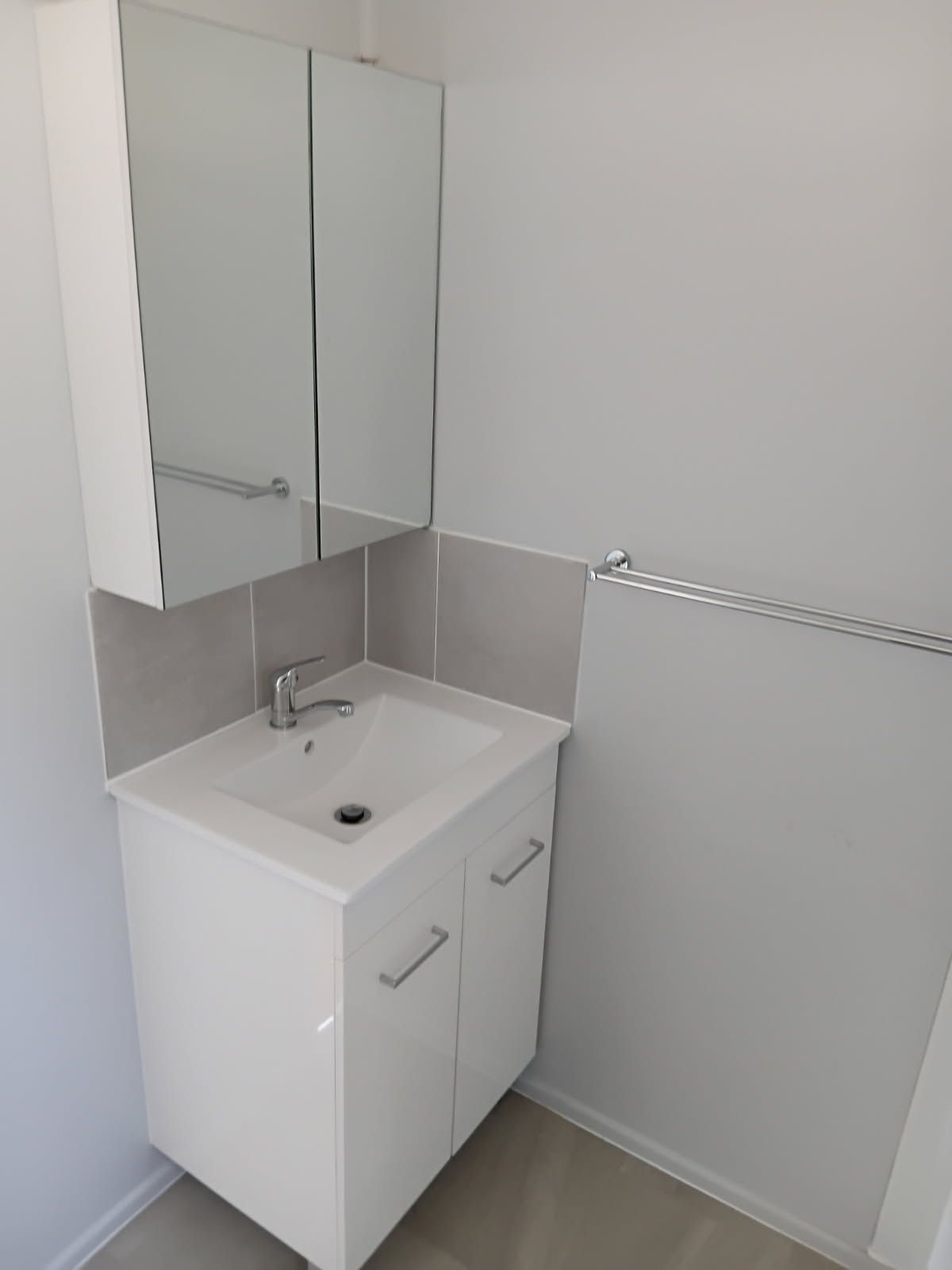 37A Warton Street — photo 4 of 8