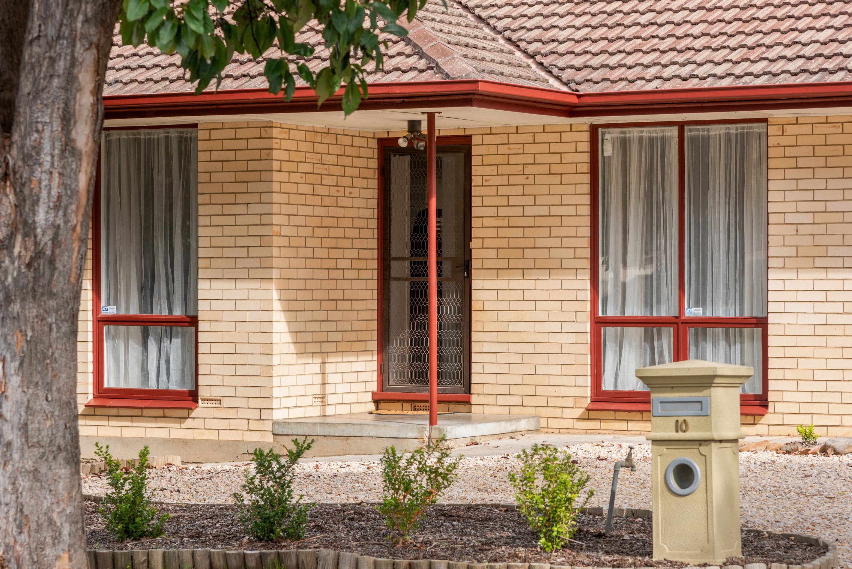 10 Greengate Grove, Hackham, SA 5163
