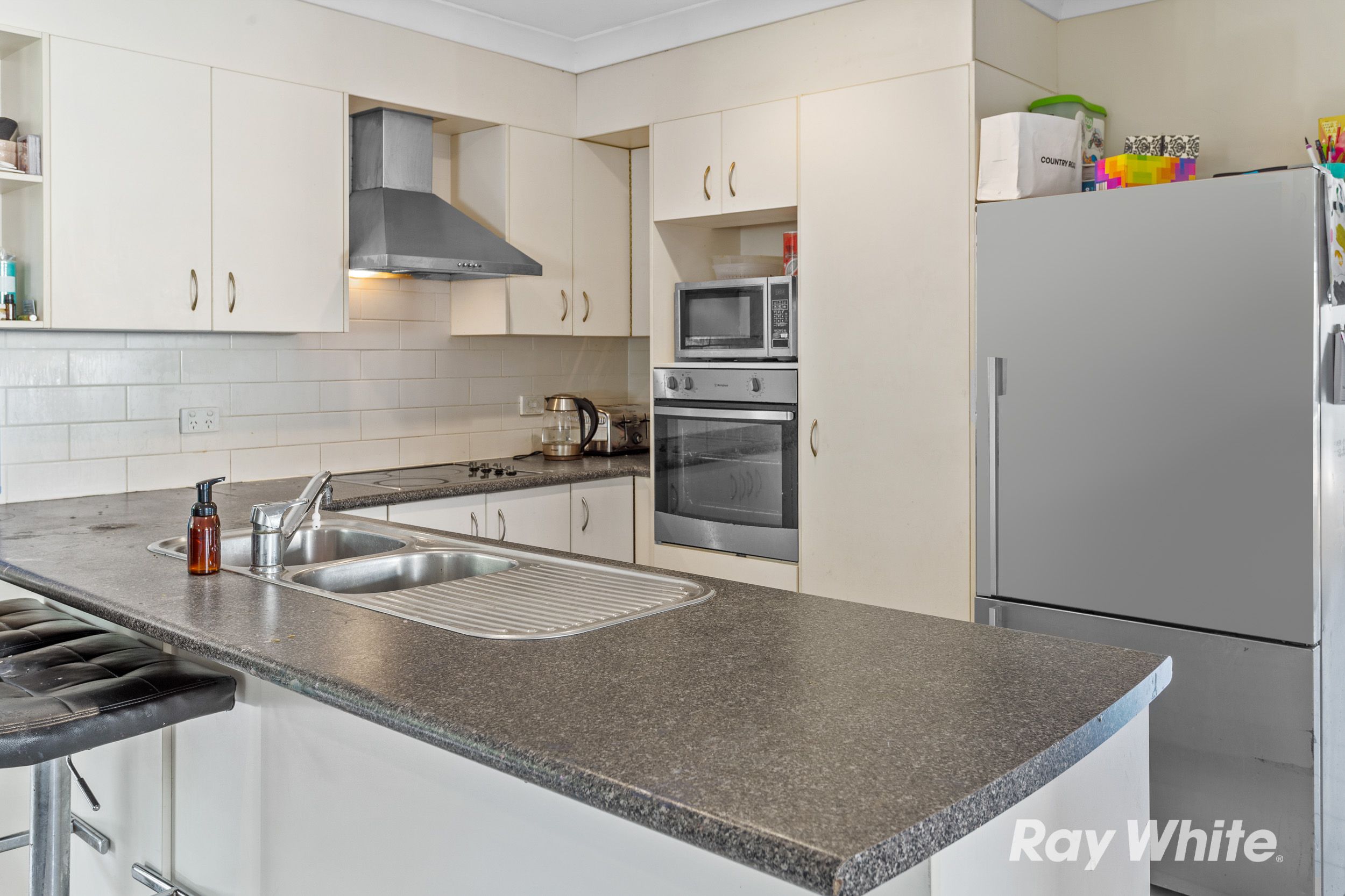 35 Lake Cootharaba Place, Logan Reserve, QLD 4133