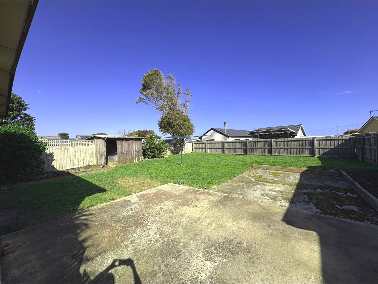35 Fairfax Avenue — photo 12 of 12
