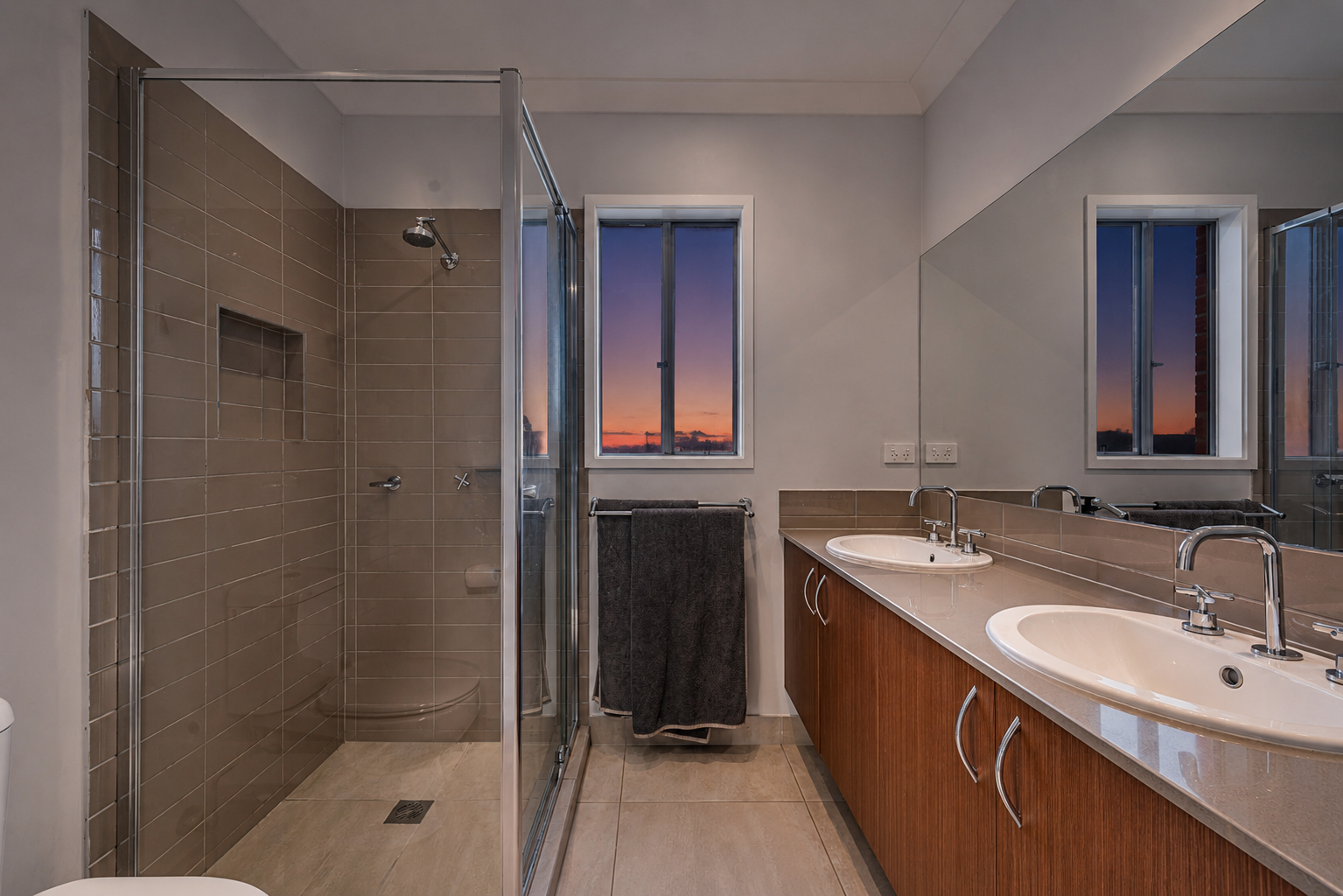 32 Snowdonia Crescent — photo 8 of 13