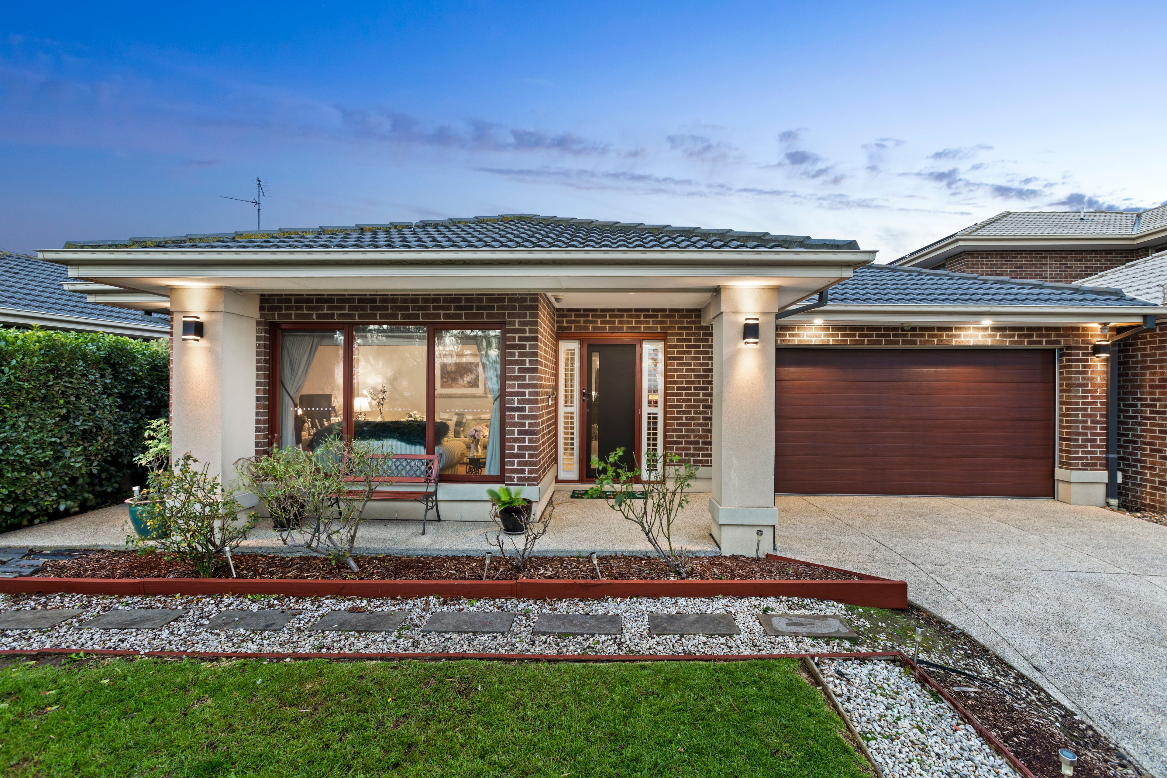 16 Fairvista Avenue — photo from Ray White Highton