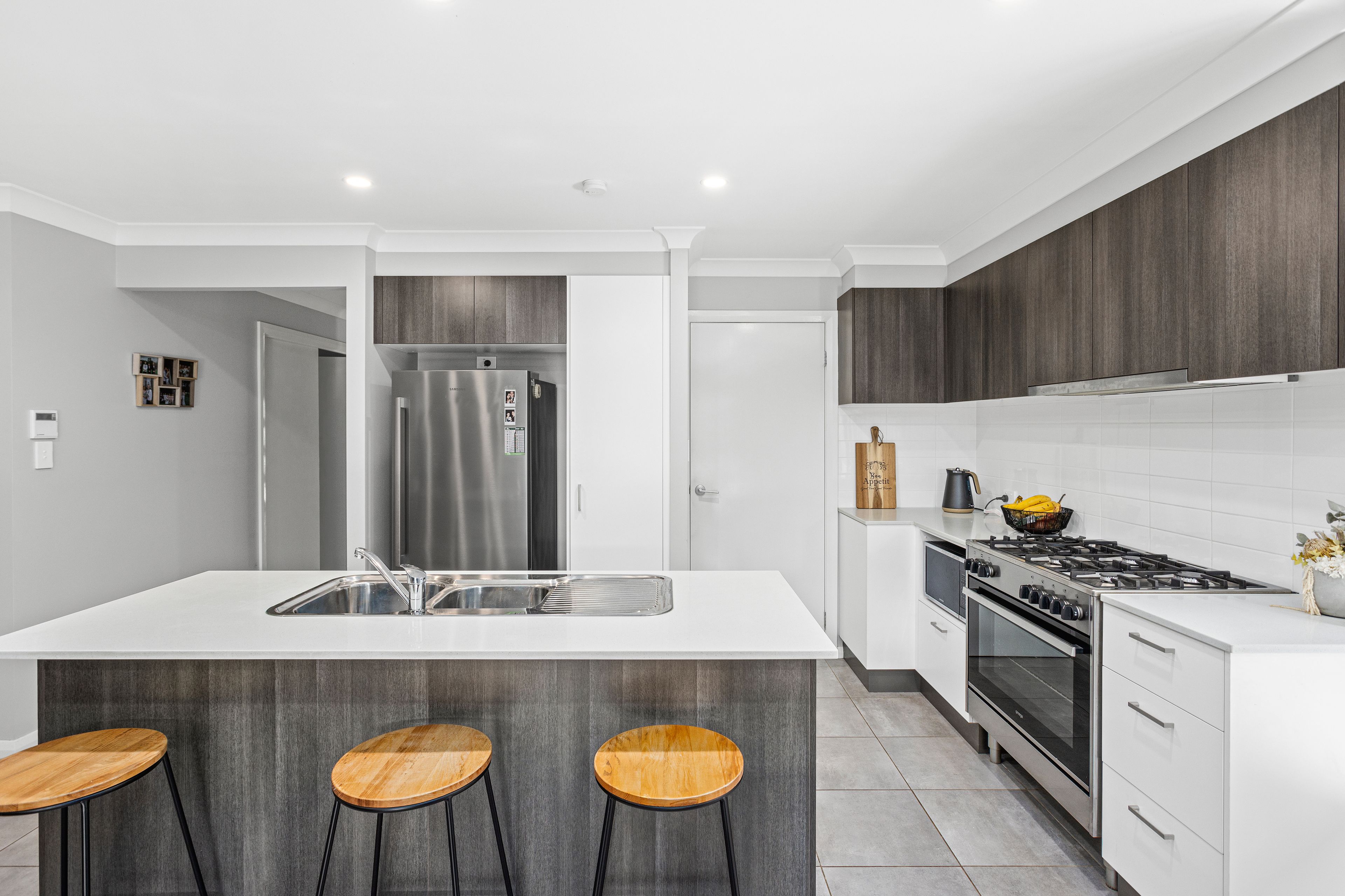 13 Meander Drive, Calderwood, NSW 2527