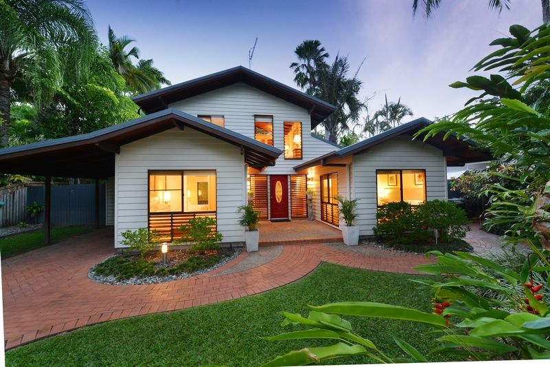 17 Coral Drive, Port Douglas, QLD 4877