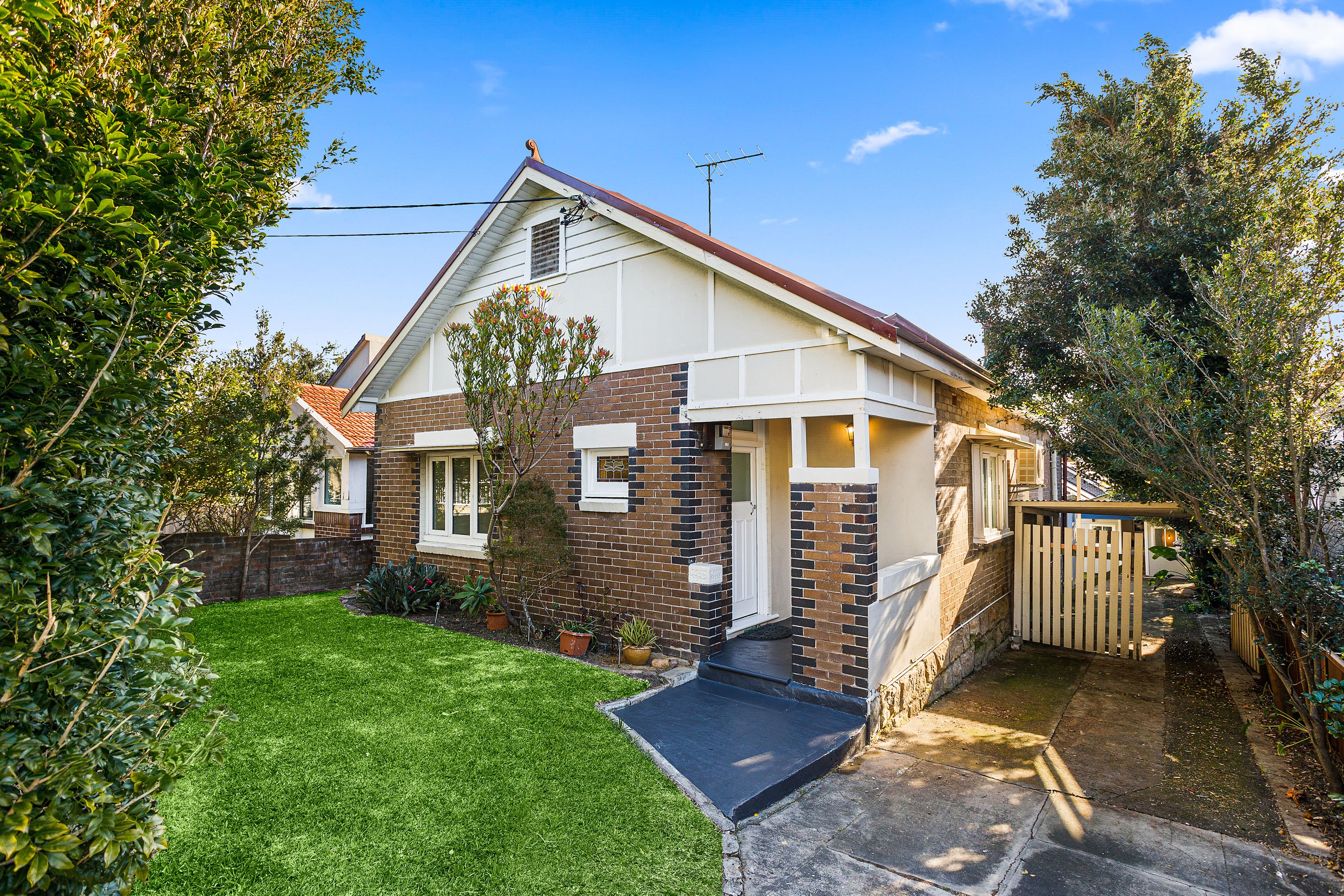 11 Mead Street, Banksia NSW 2216