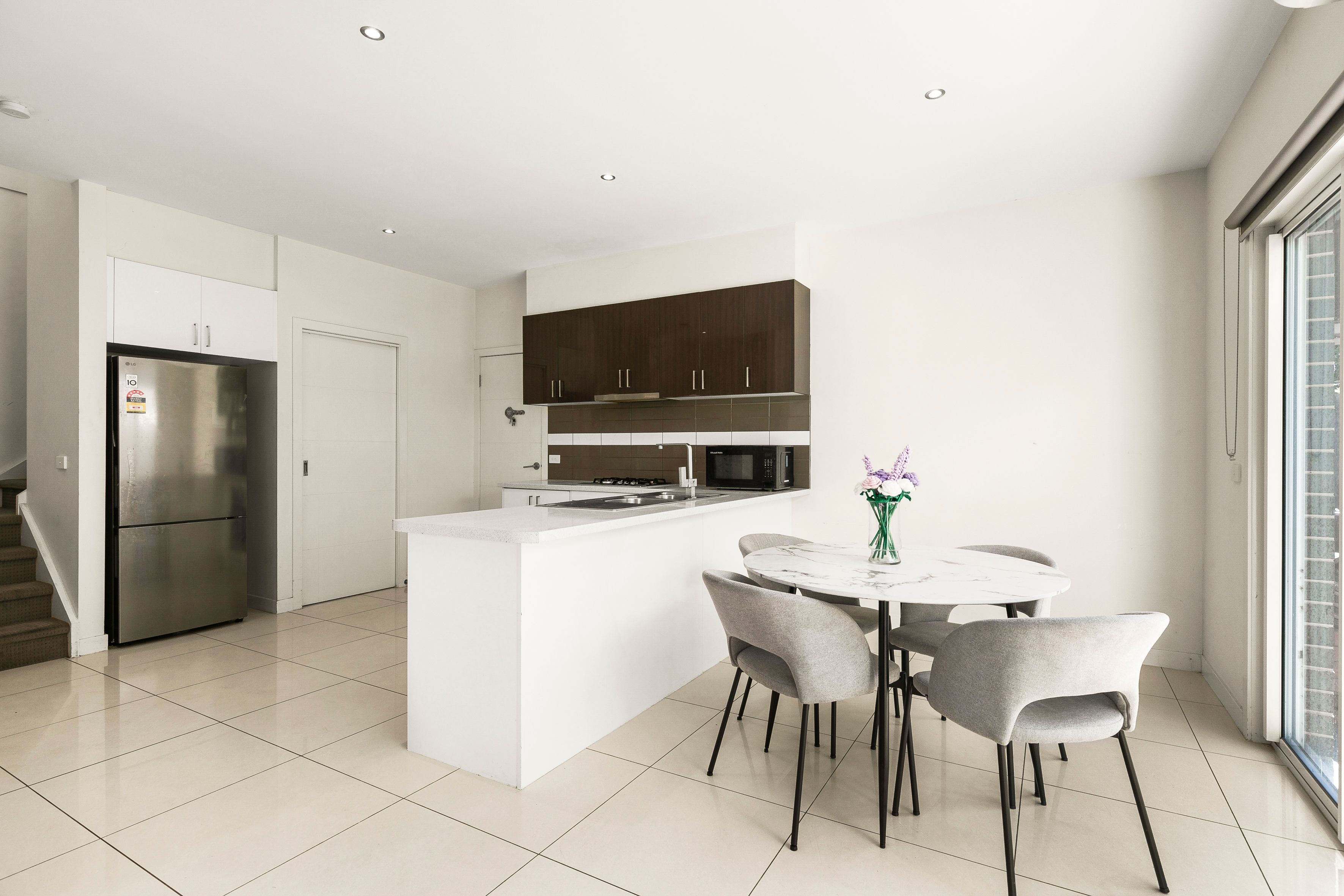 1/10 Dhemre Place — photo 7 of 17