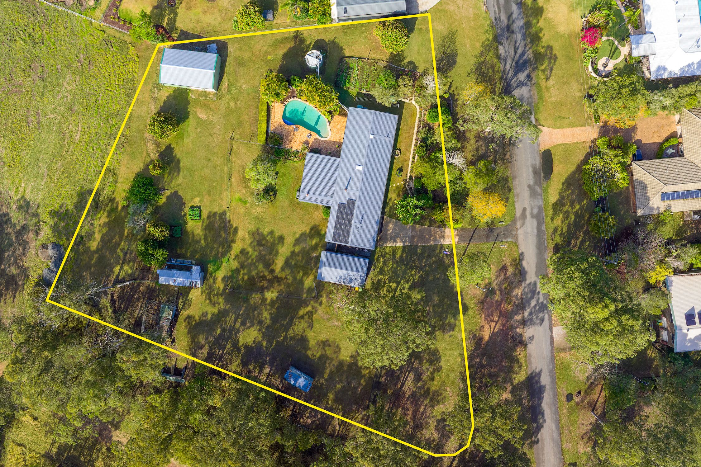 16 Australia Drive — photo 2 of 23