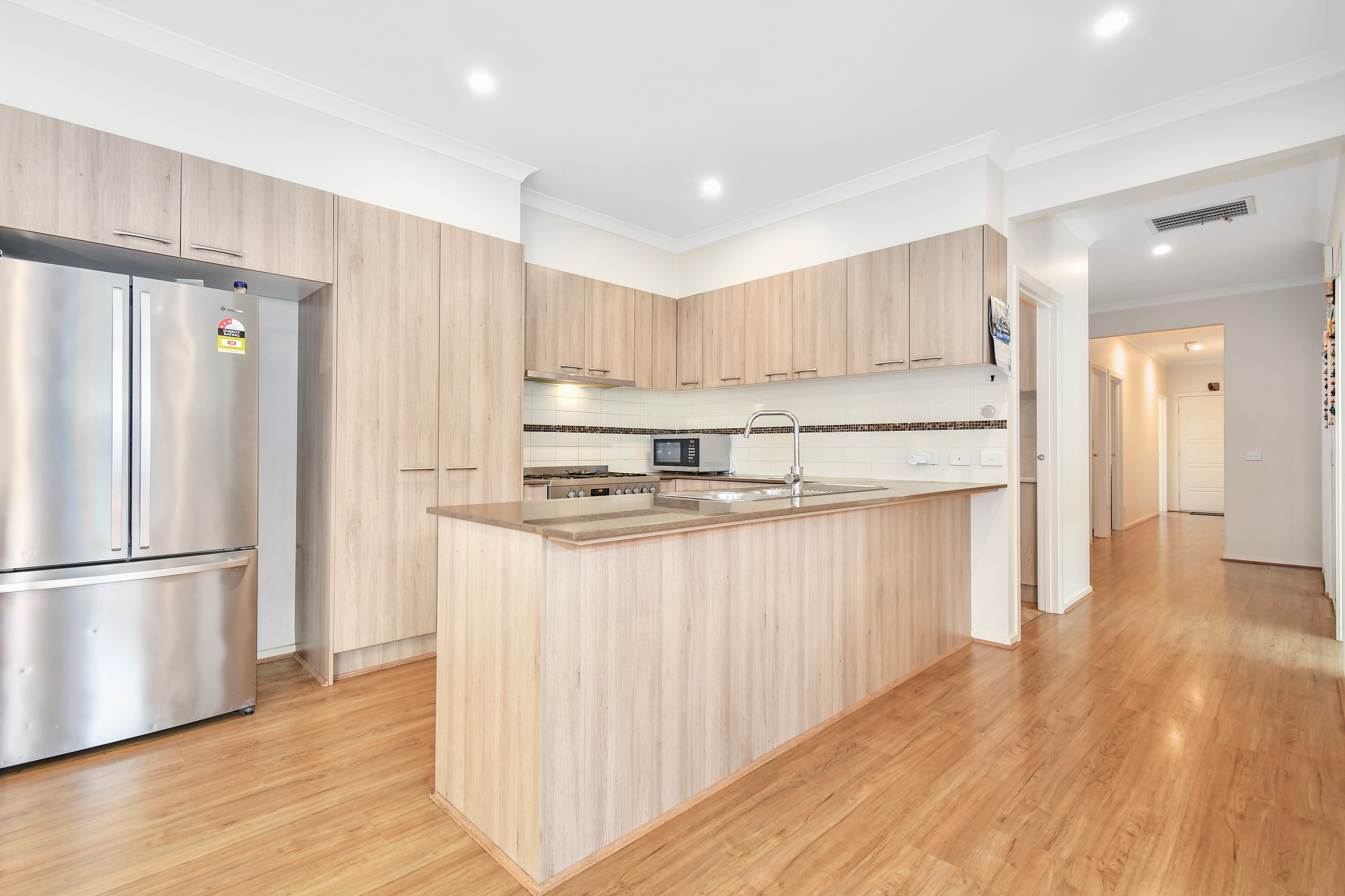 10 Woodbine Street, Pakenham, VIC 3810