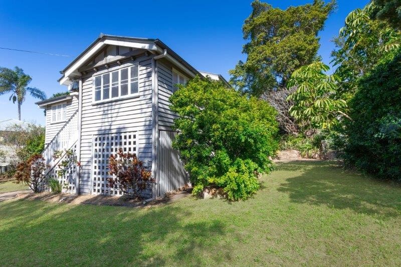 3 Chelmsford Avenue, Ipswich, QLD 4305