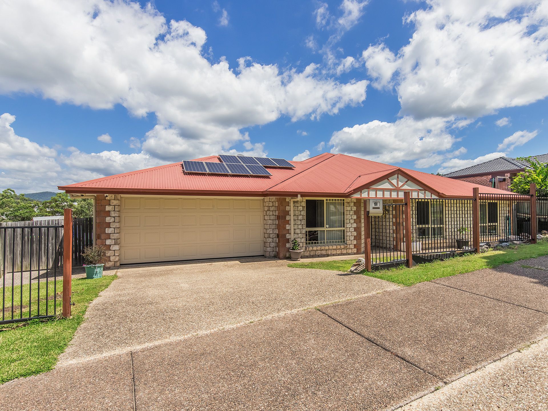 108 Ormeau Ridge Road, Ormeau Hills QLD 4208