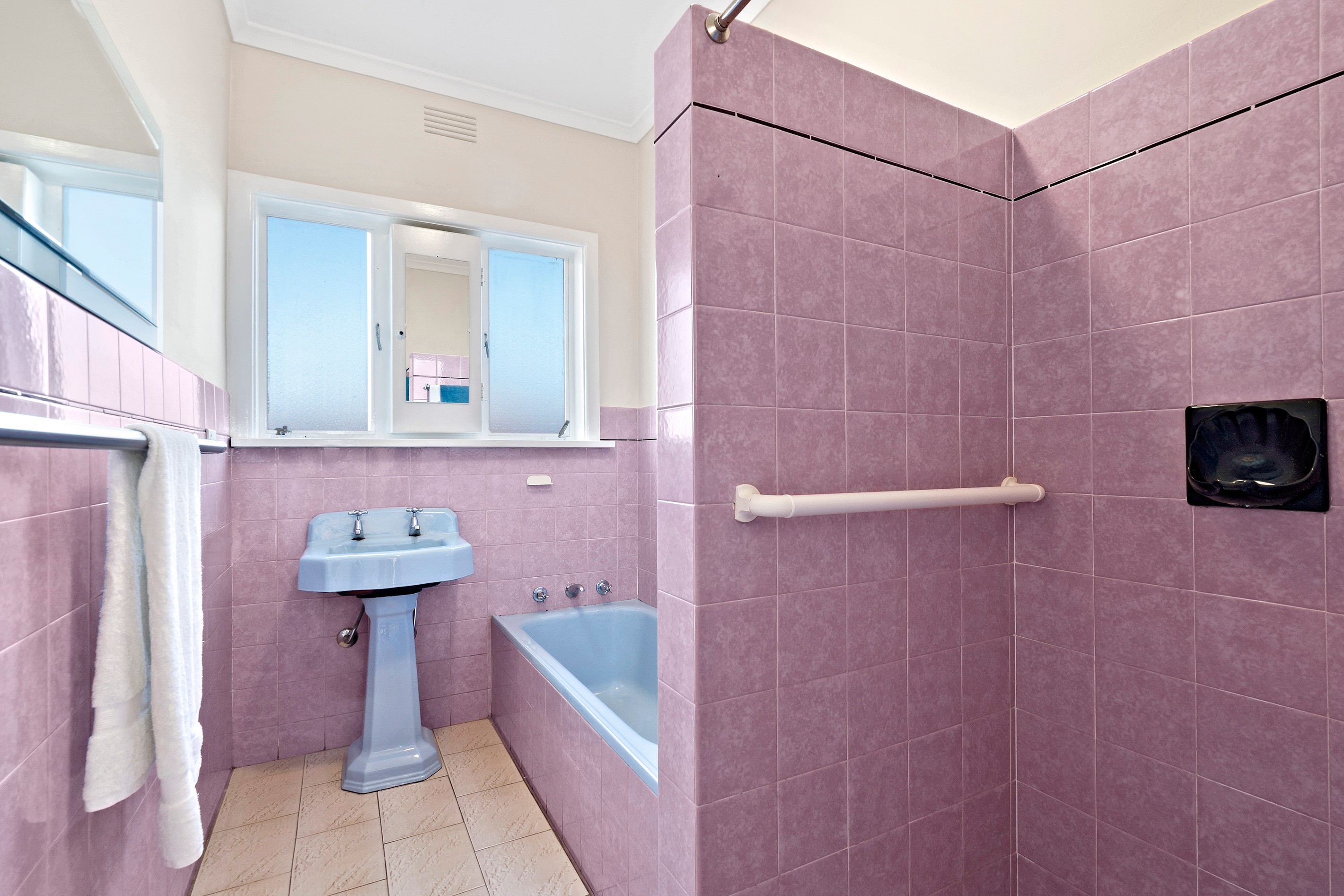 84 Ormond Road, Clayton, VIC 3168