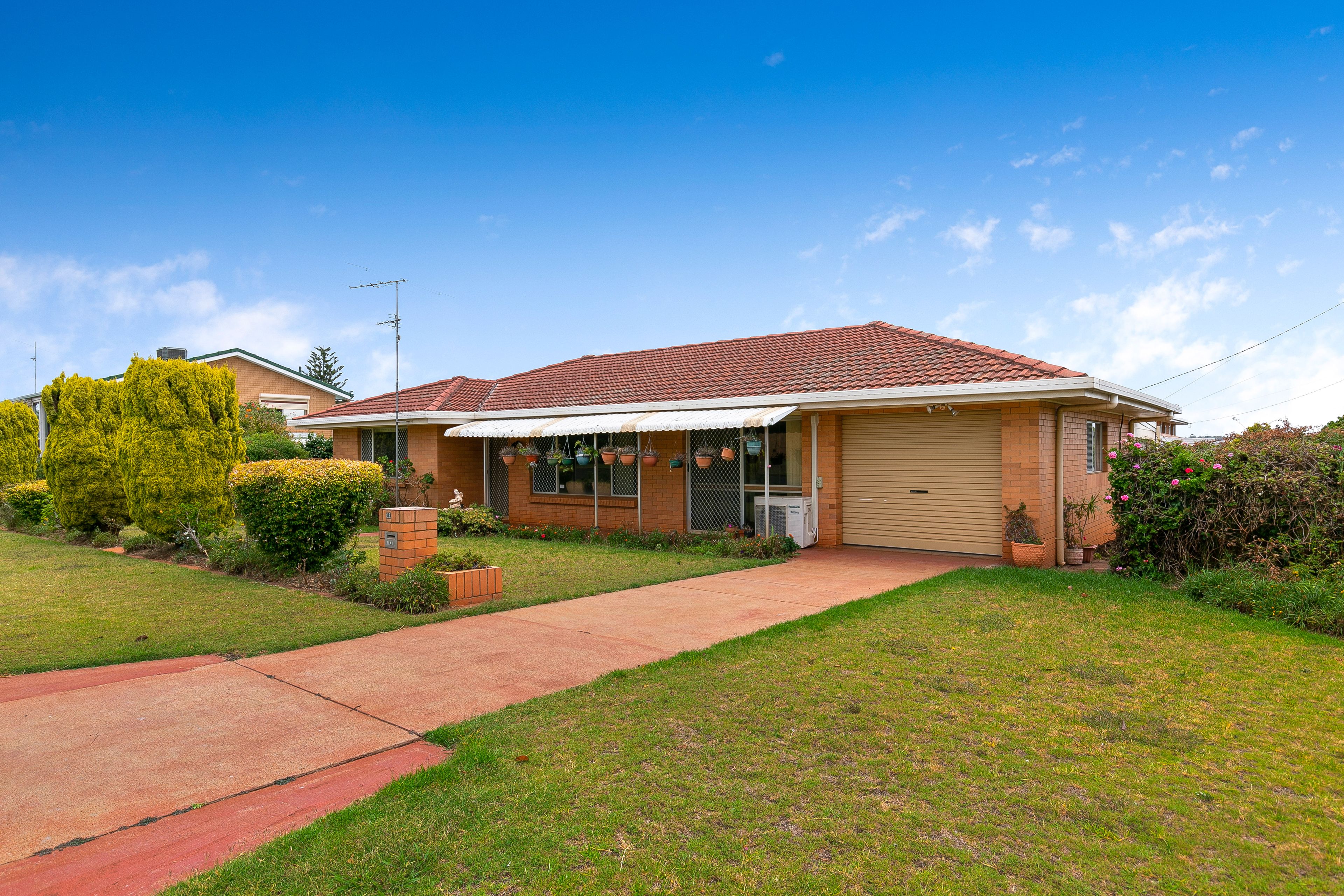12 Router Street, Wilsonton, QLD 4350