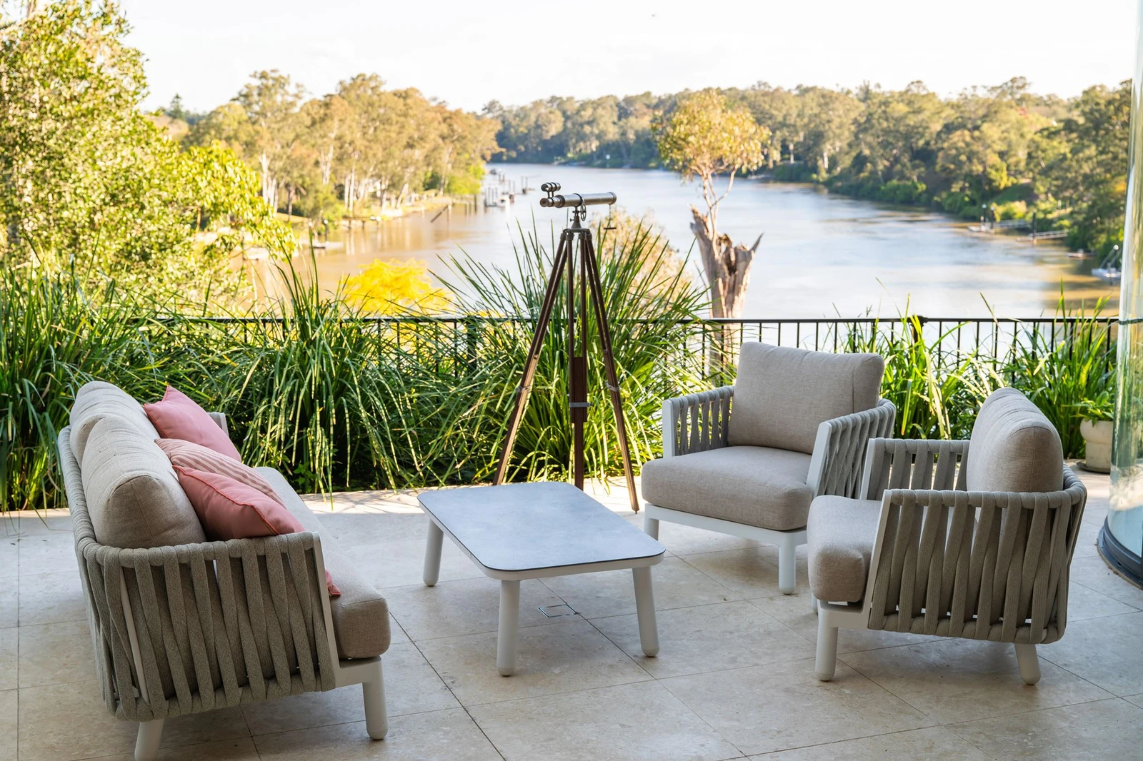 1/98 Goldieslie Road, Indooroopilly, QLD 4068