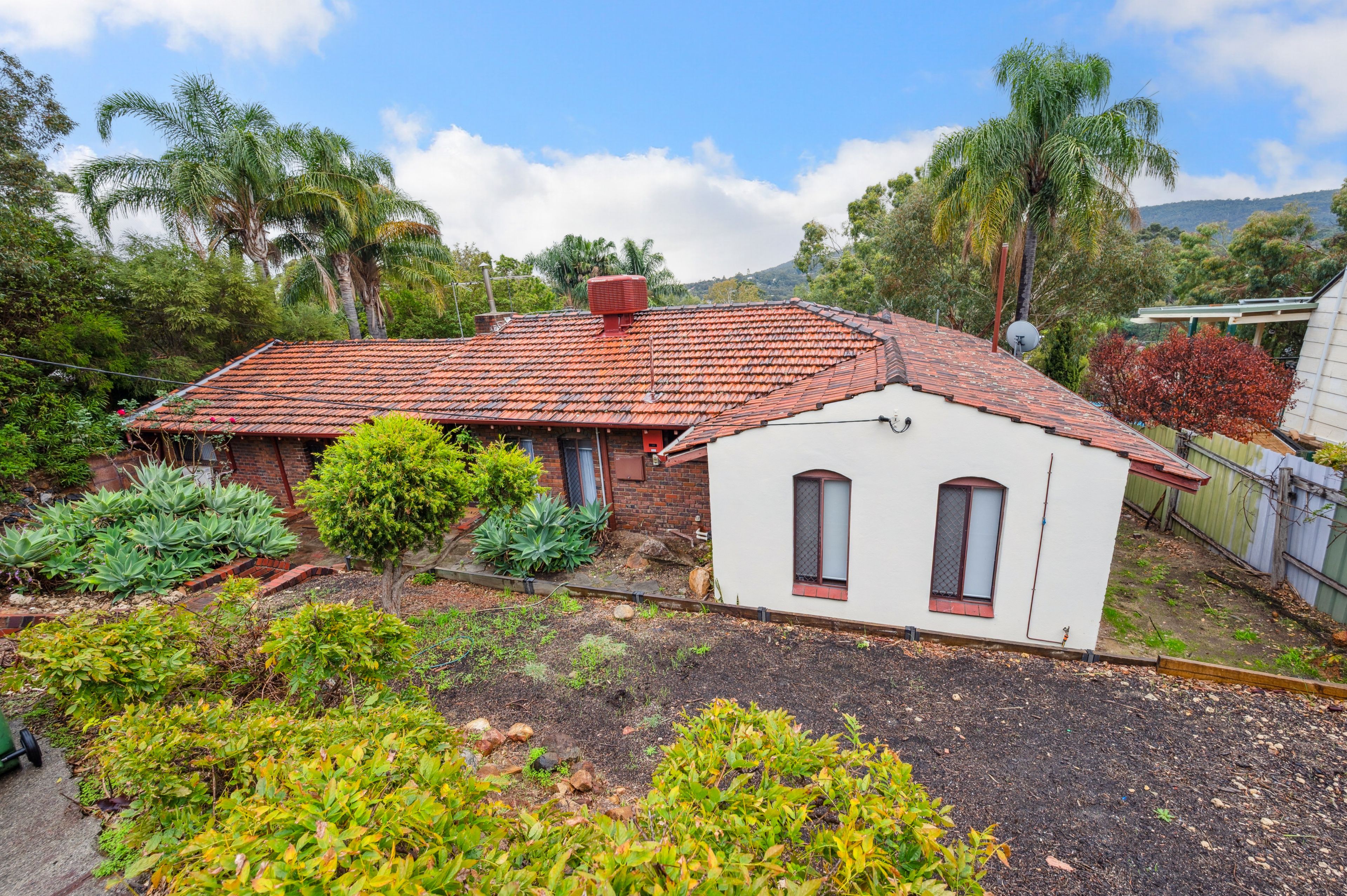 118 Salter Road, Mount Nasura, WA 6112