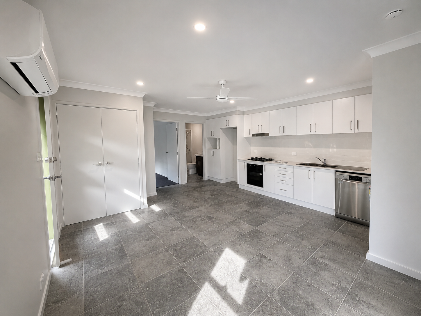 2/22 Harrison Place, Armidale, NSW 2350