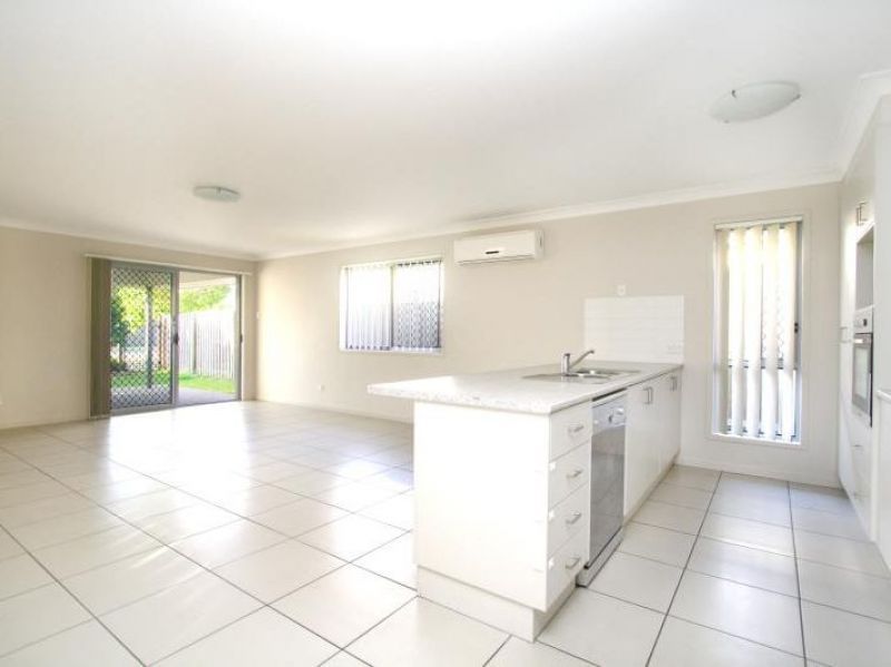 17 Murphy Court, Redbank Plains, QLD 4301