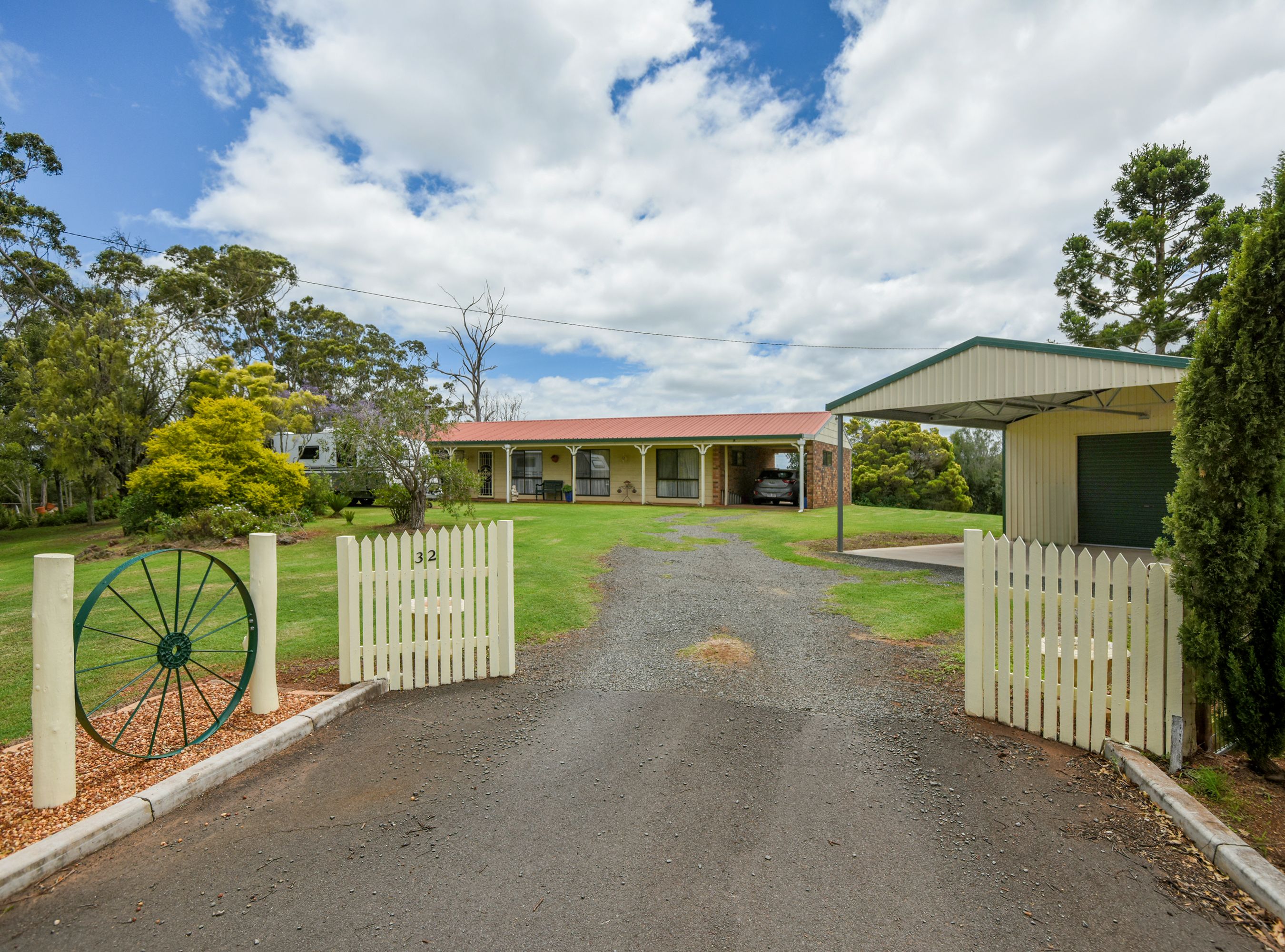 32 Woolmer Road, Highfields QLD 4352